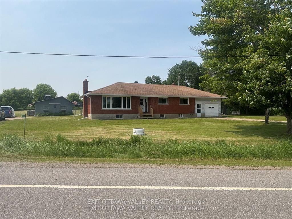 2047 Lapasse Road Property Photo 1