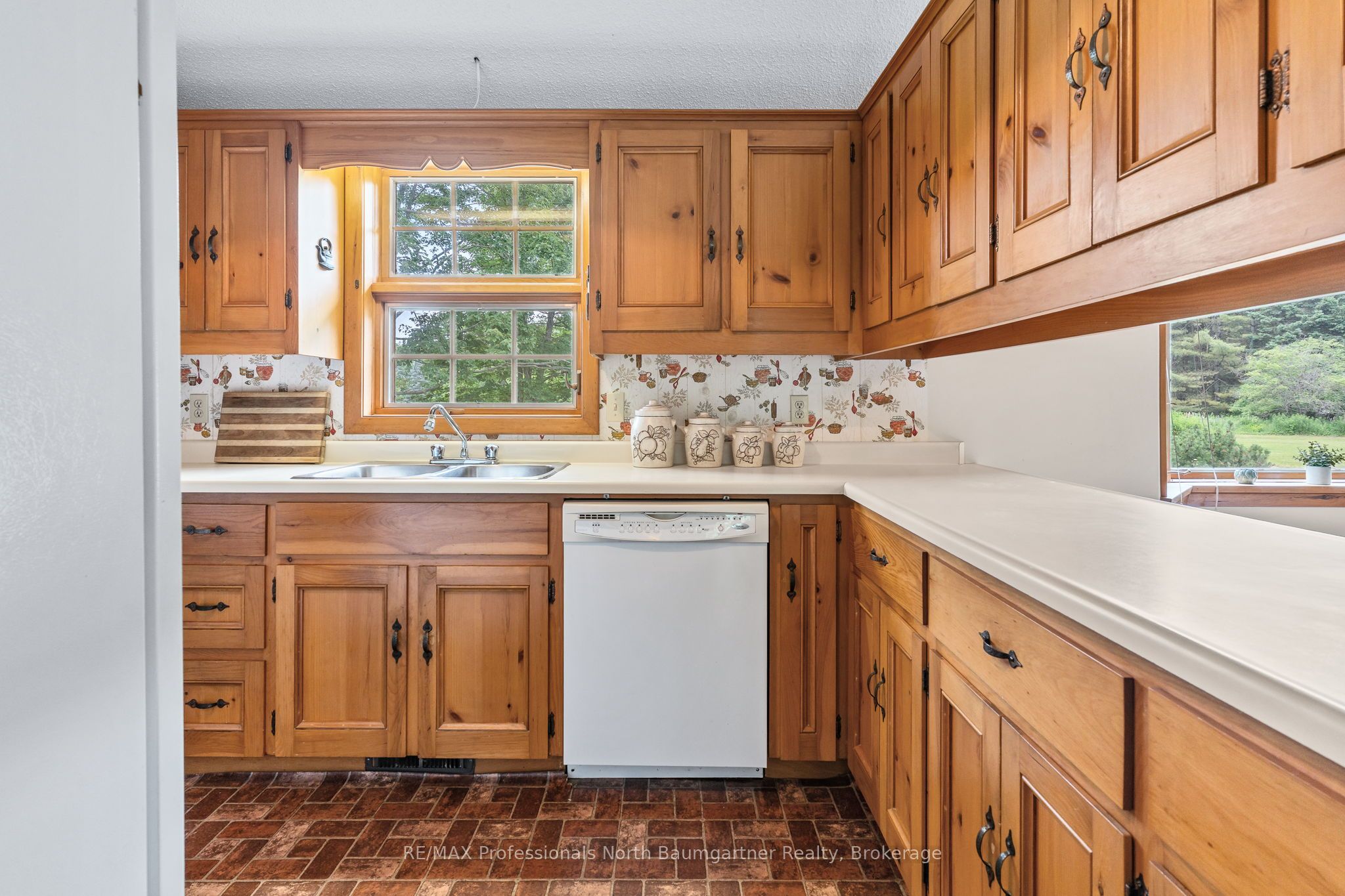 1230 North Shore Road Property Photo 18