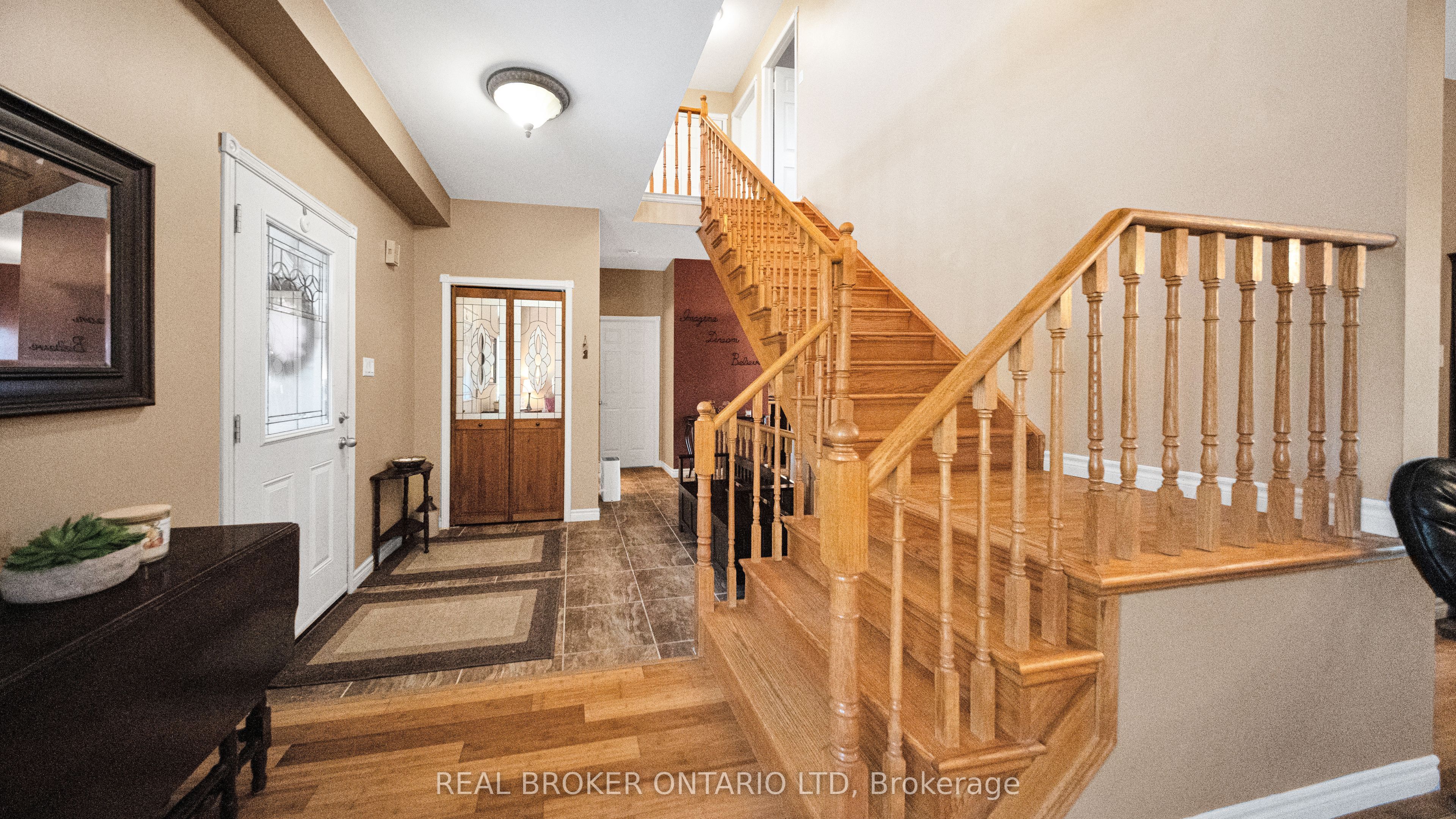 427 Olde Village Lane Property Photo 5