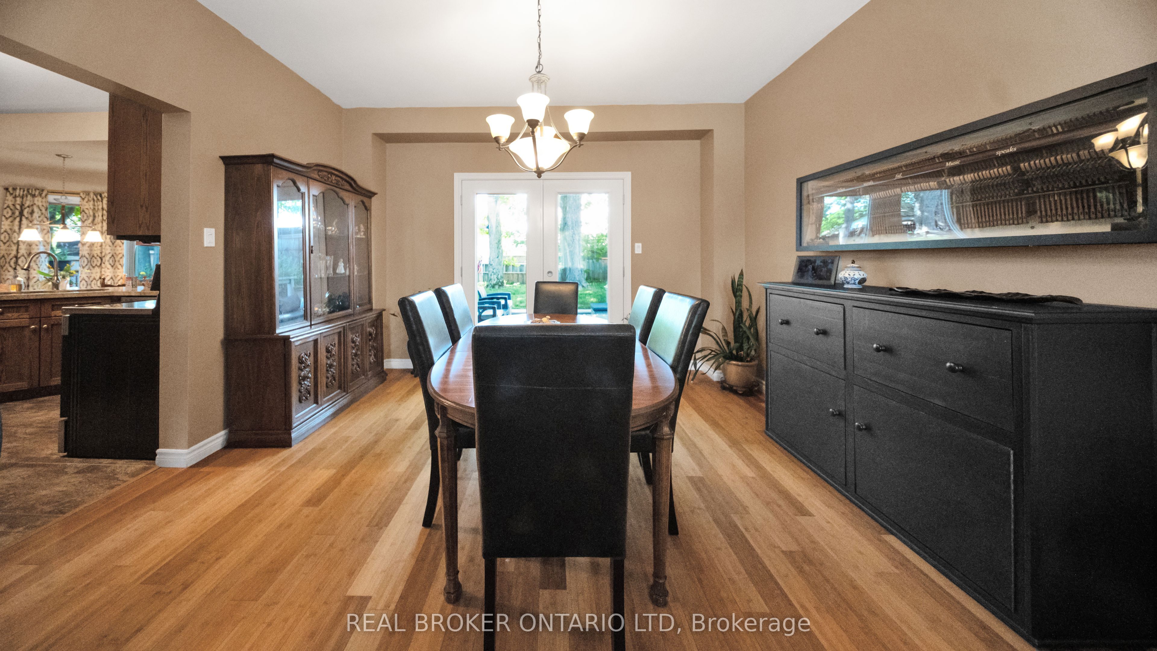 427 Olde Village Lane Property Photo 11