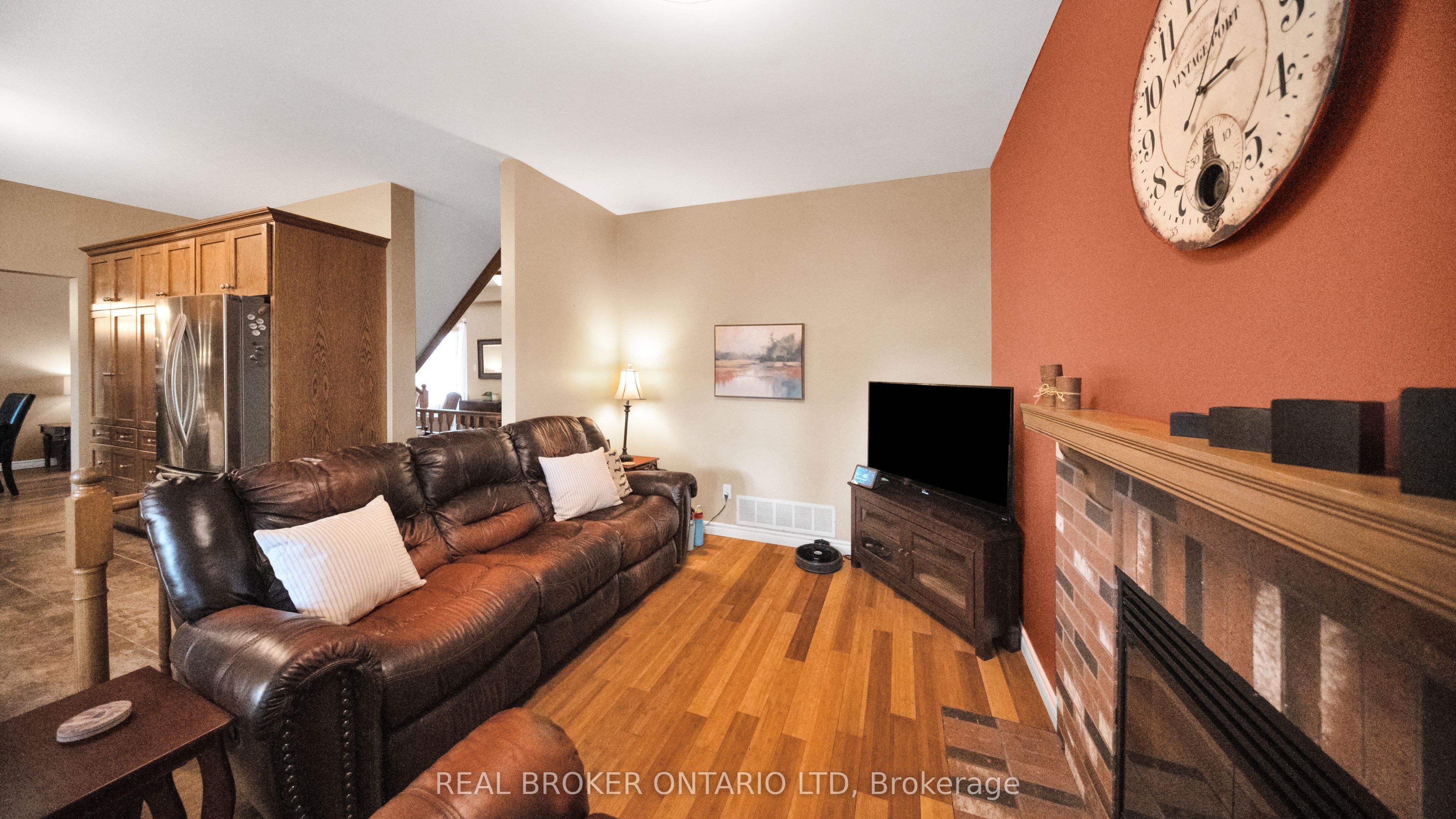 427 Olde Village Lane Property Photo 15