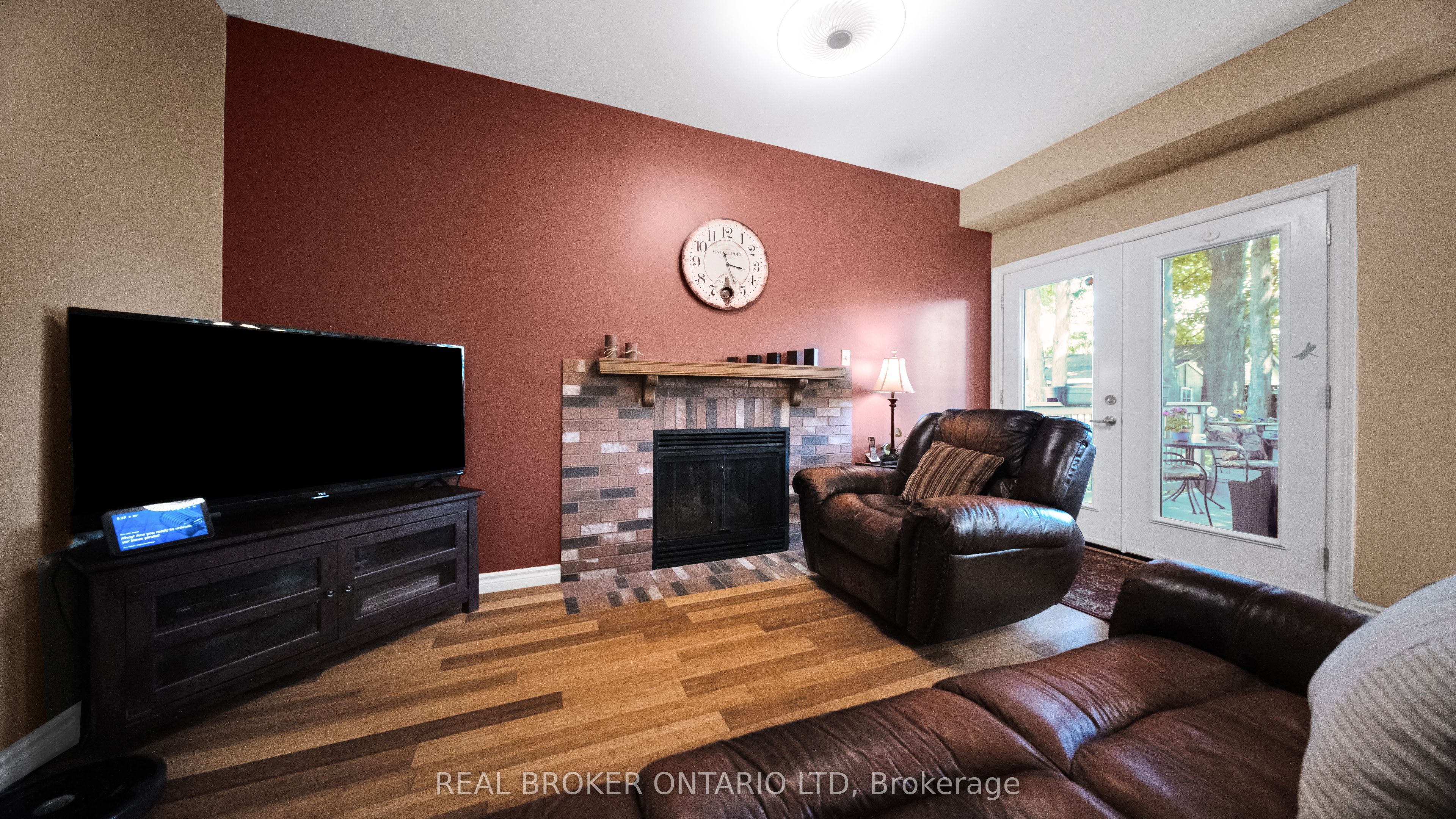 427 Olde Village Lane Property Photo 16