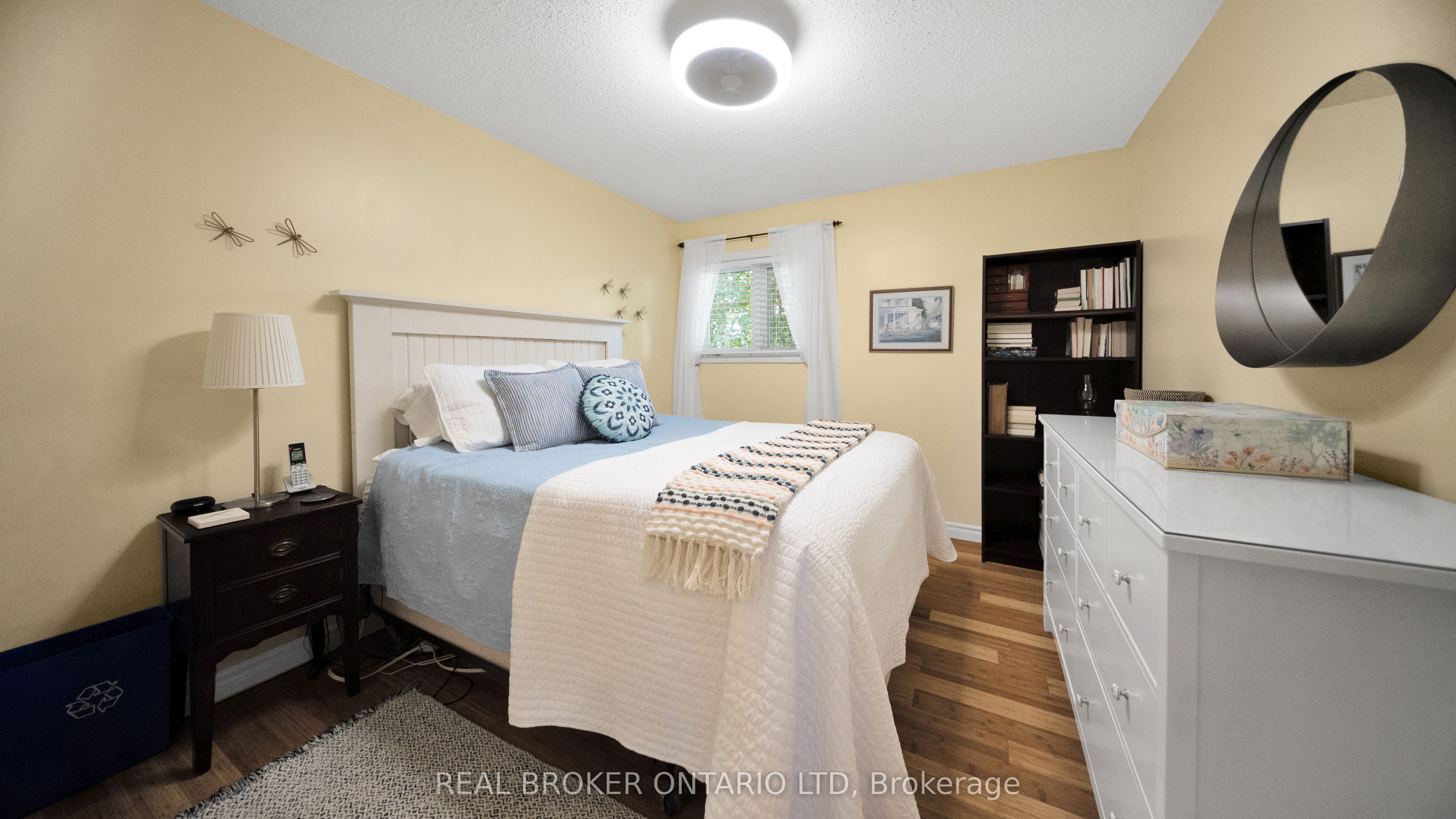 427 Olde Village Lane Property Photo 25