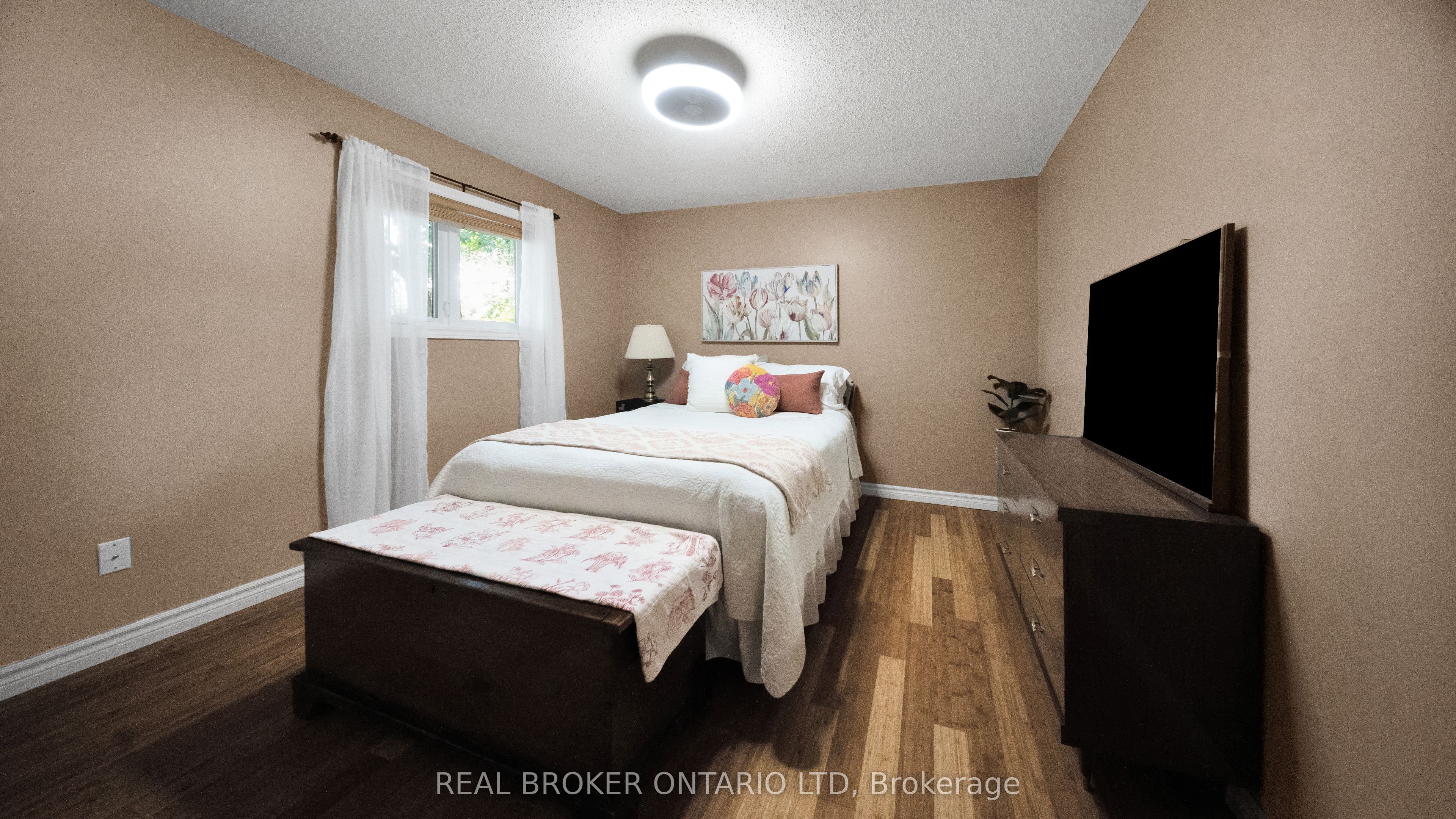 427 Olde Village Lane Property Photo 28