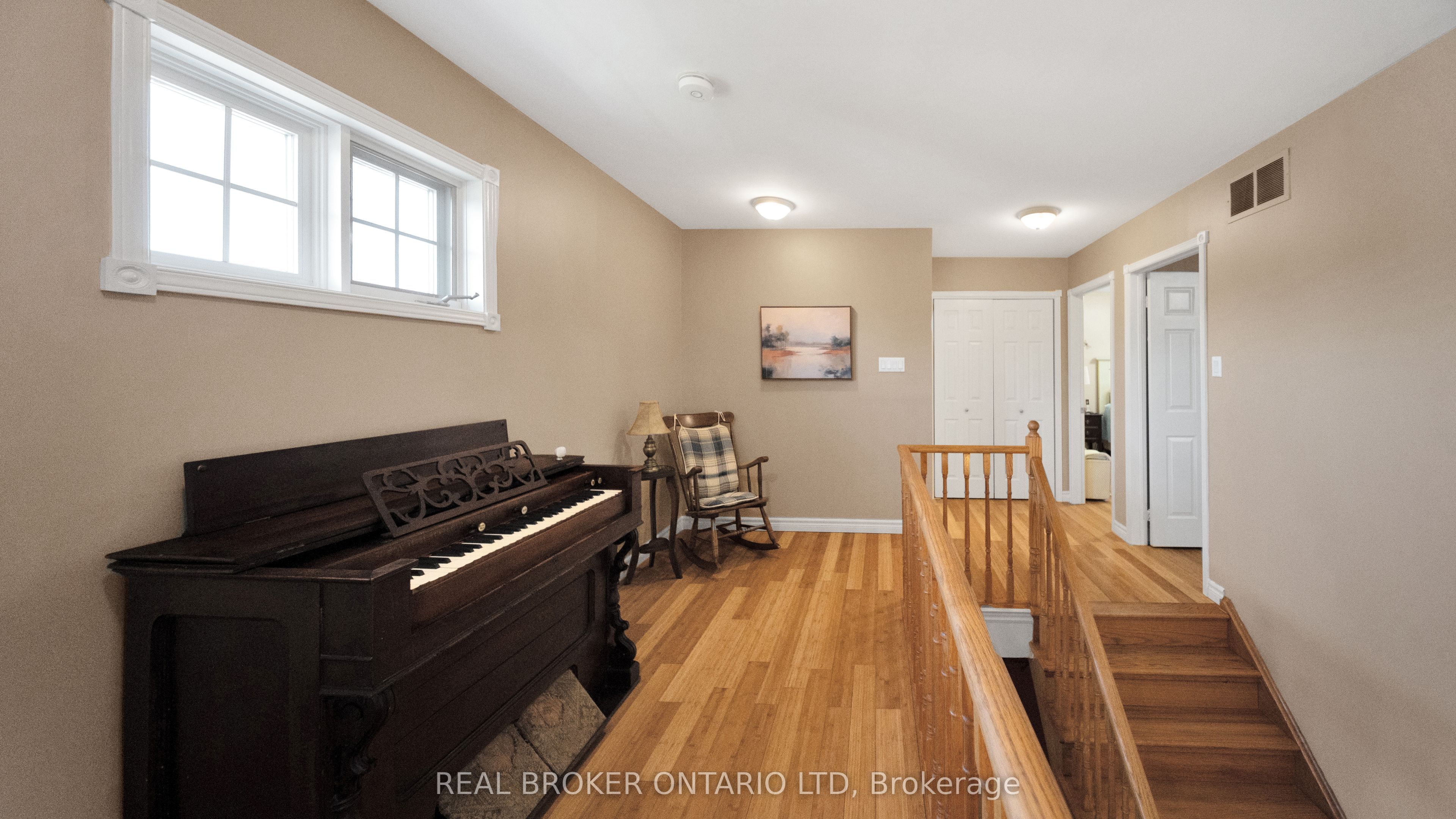 427 Olde Village Lane Property Photo 30