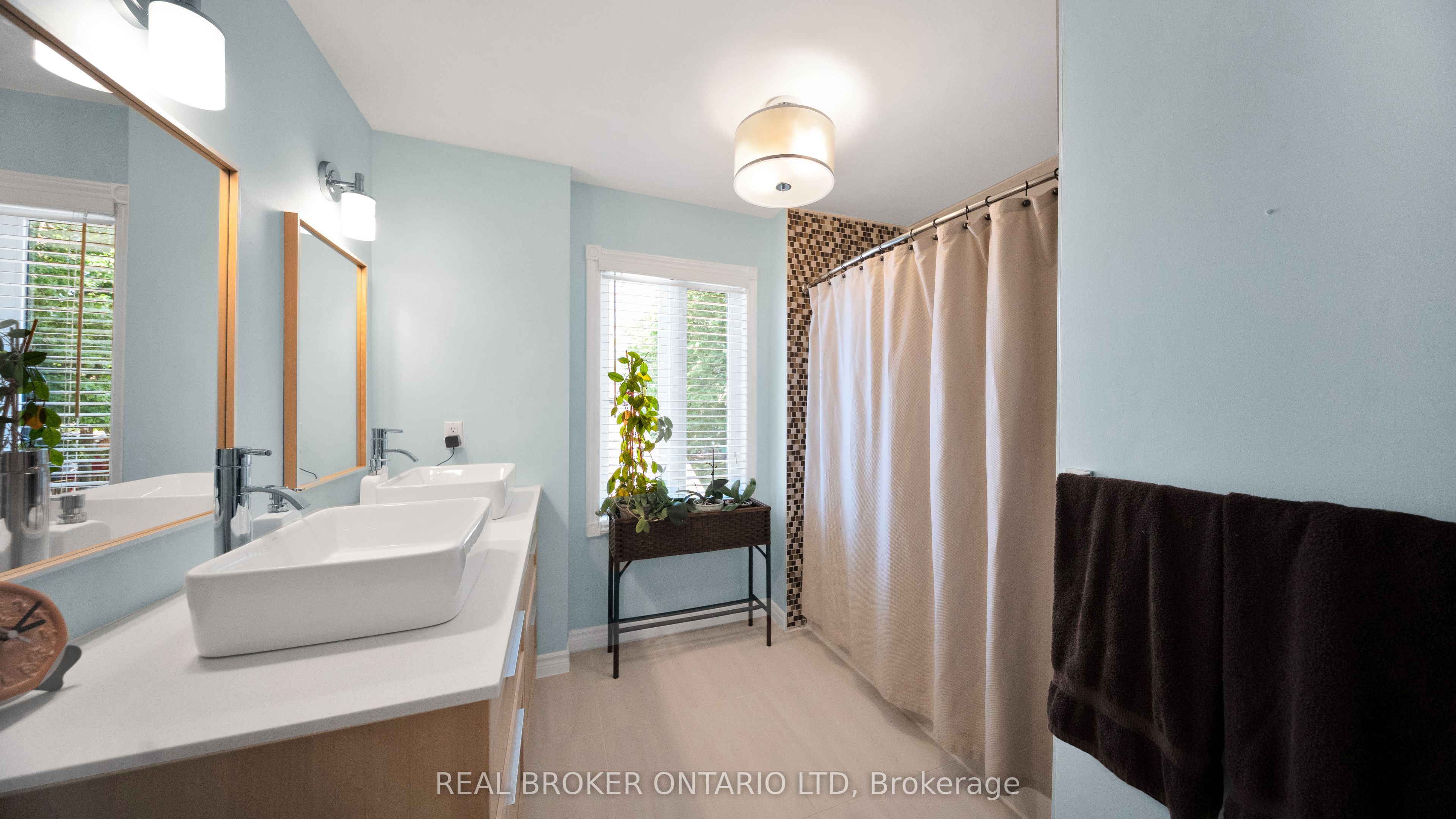 427 Olde Village Lane Property Photo 32