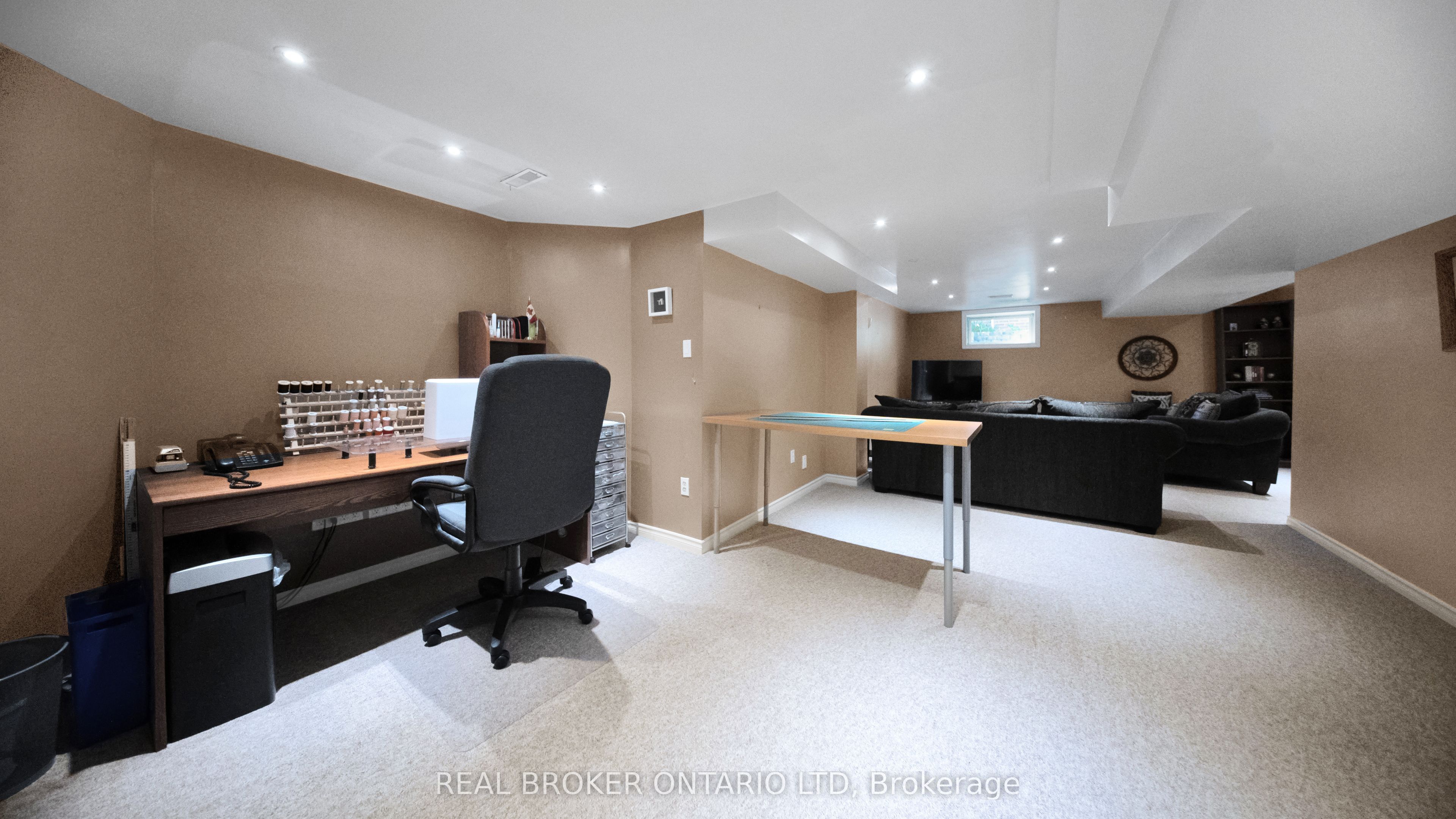 427 Olde Village Lane Property Photo 40