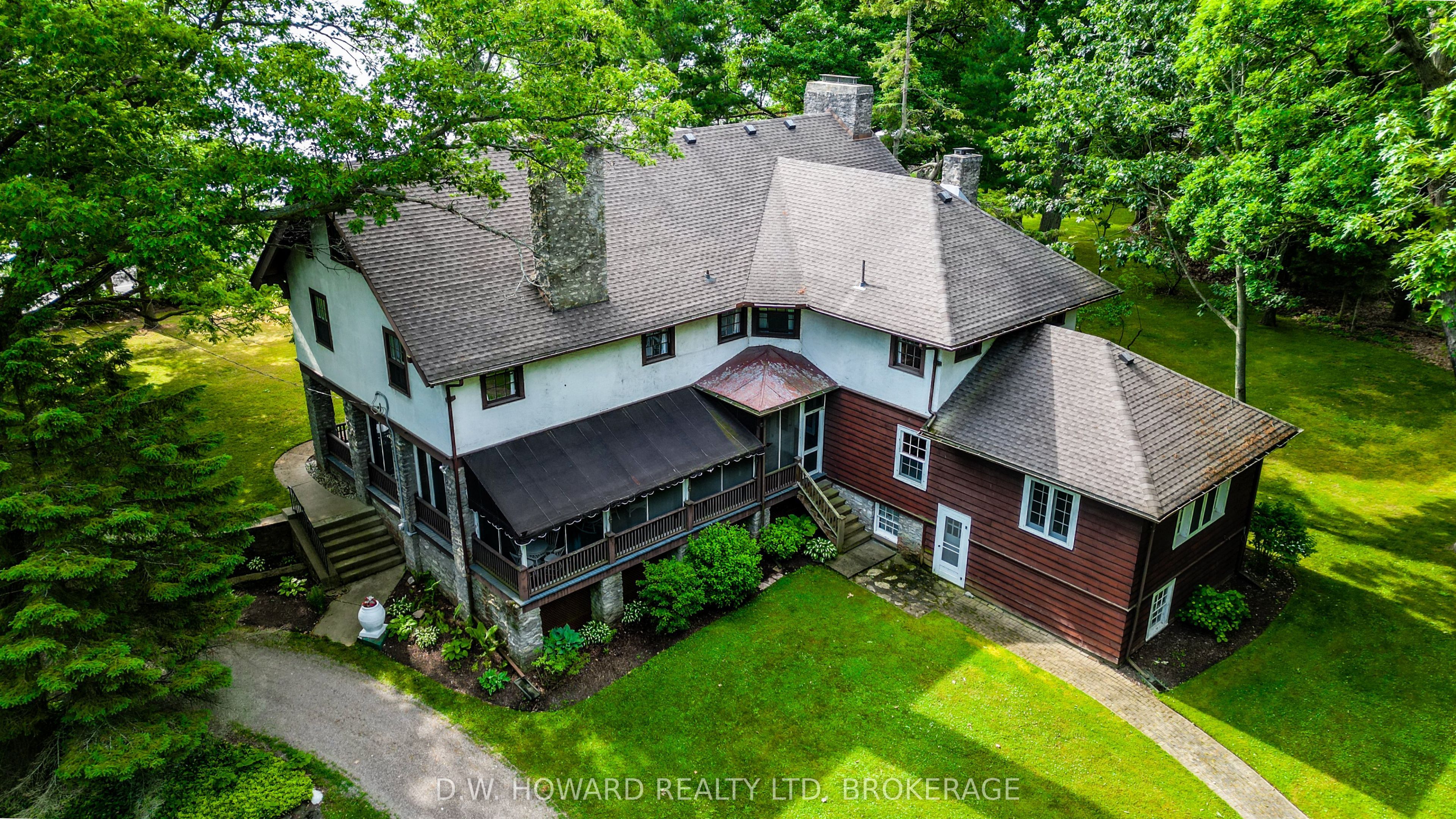 683 Pt Abino Road Property Photo 1