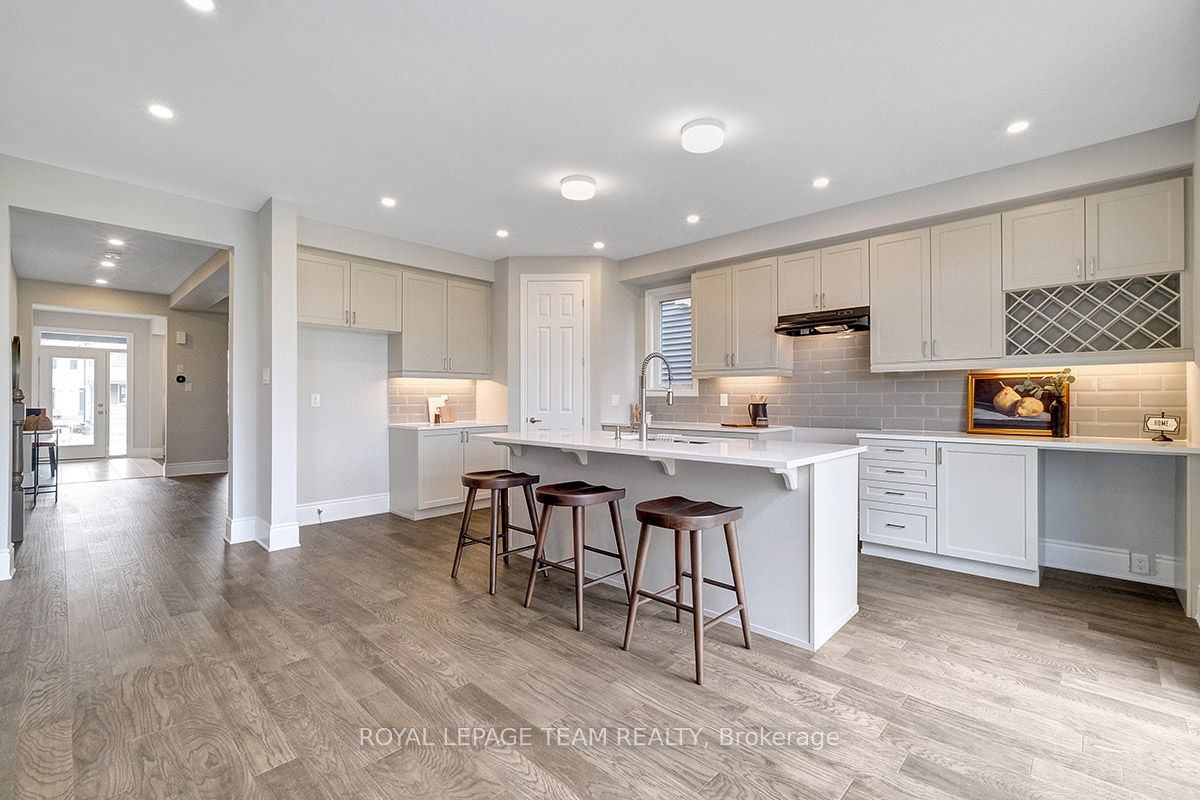 6346 Ottawa Street Property Photo 11