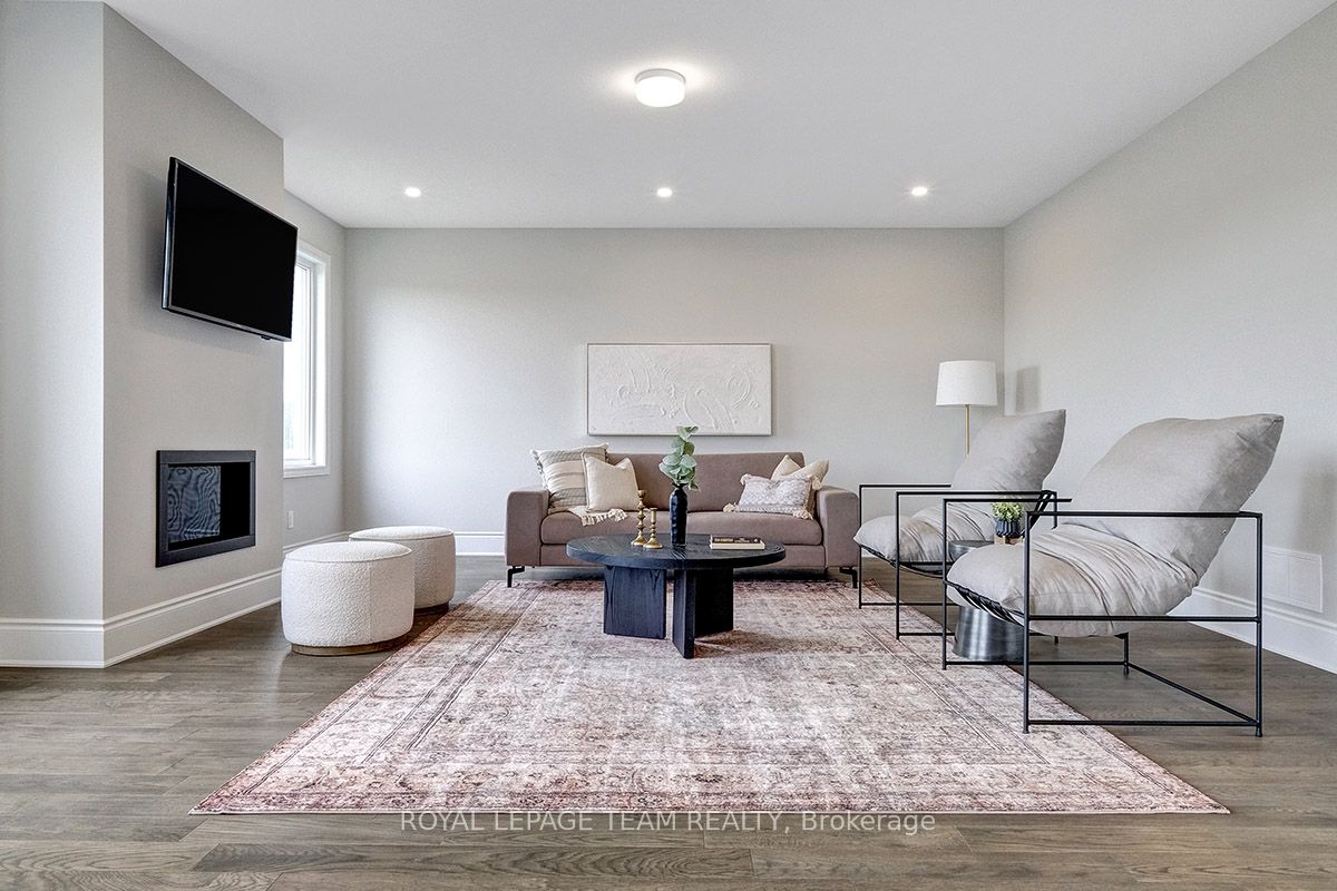 6346 Ottawa Street Property Photo 14