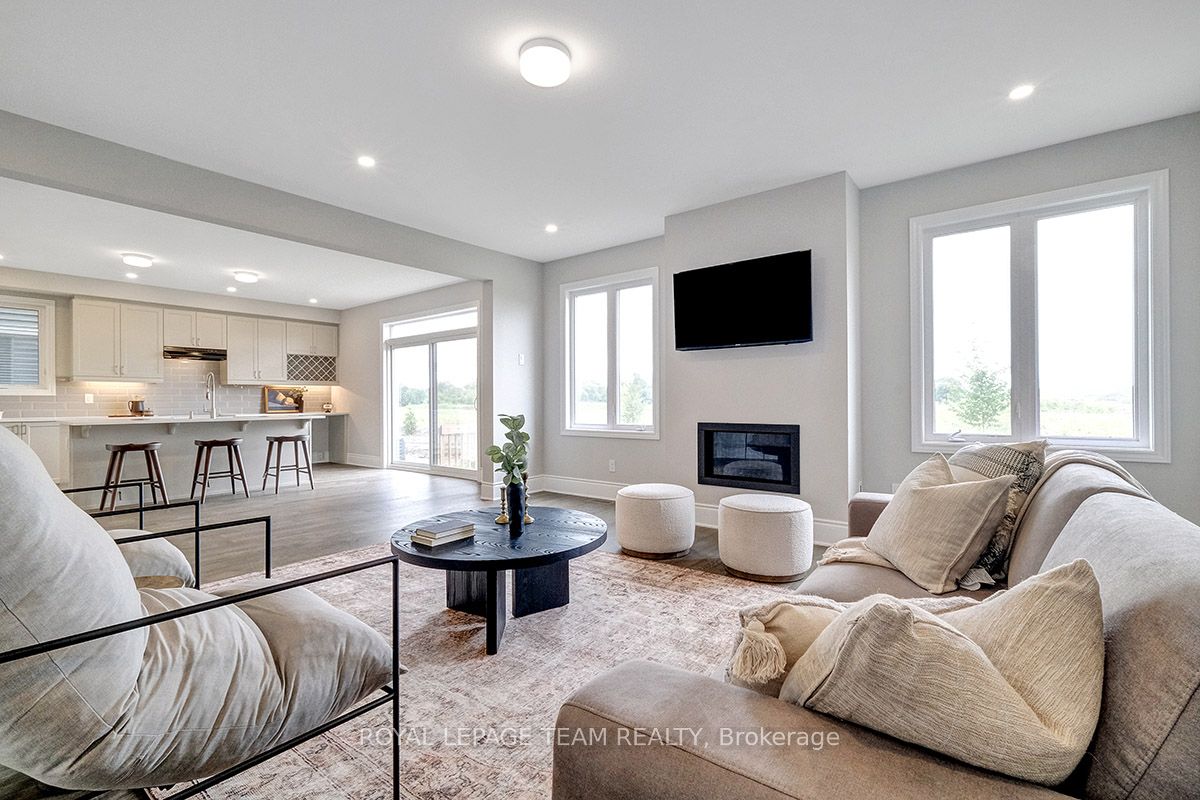 6346 Ottawa Street Property Photo 15