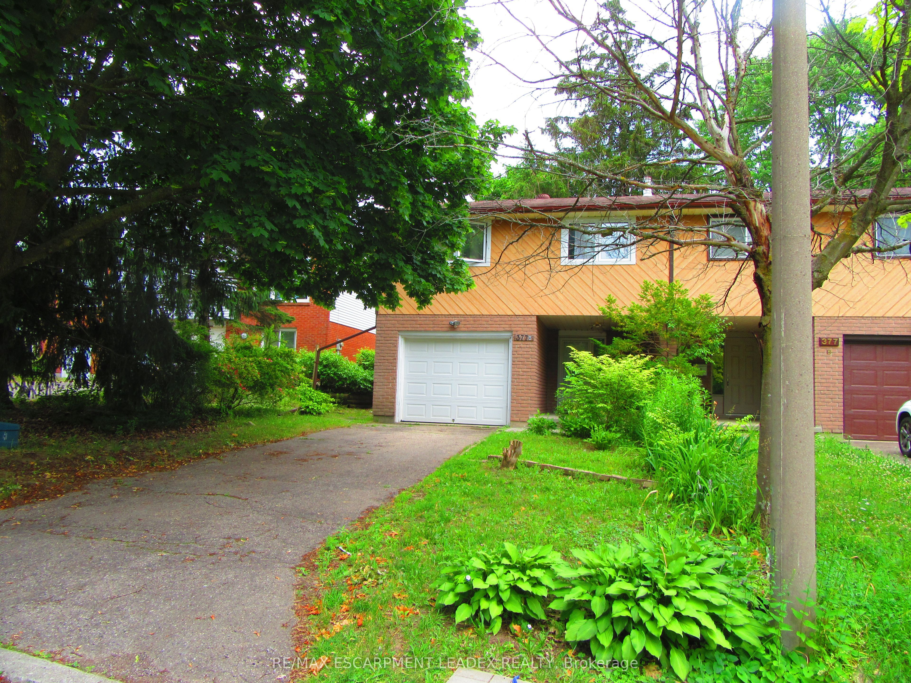 377 CHURCHILL Court A Property Photo 1