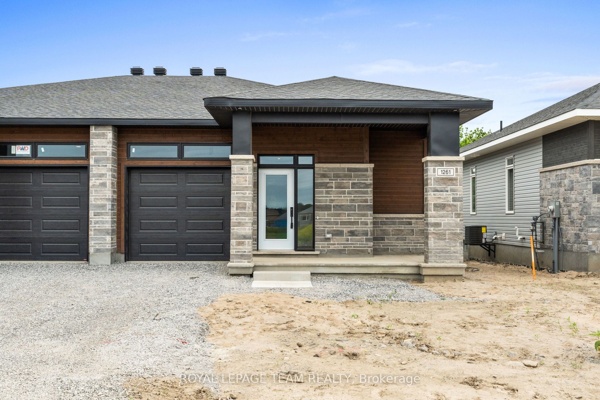 1261 Potter Drive Property Photo 1