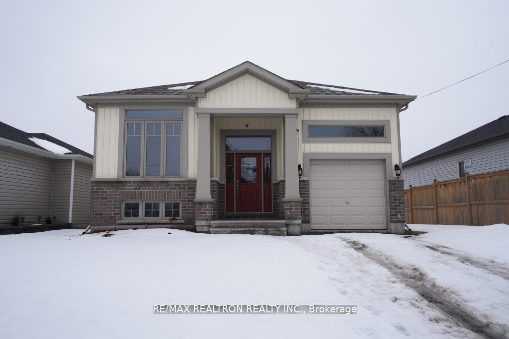 346 Cannifton Road N Property Photo 1