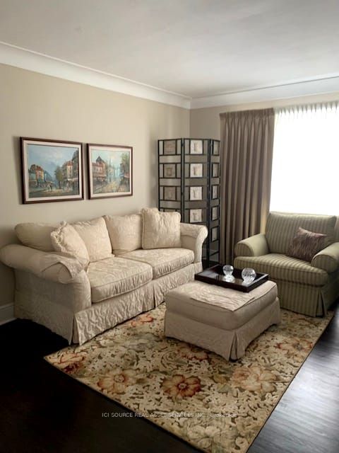 20 Hillier Crescent Property Photo 8