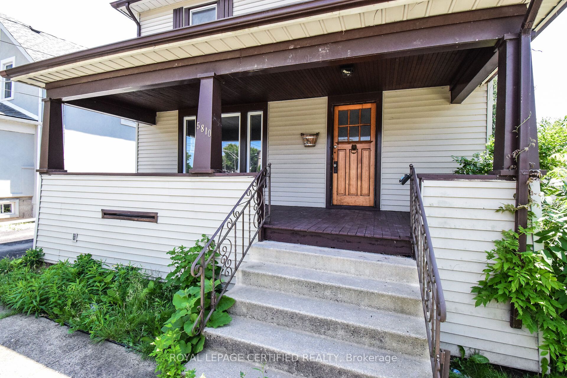 5810 Symmes Street Property Photo 2