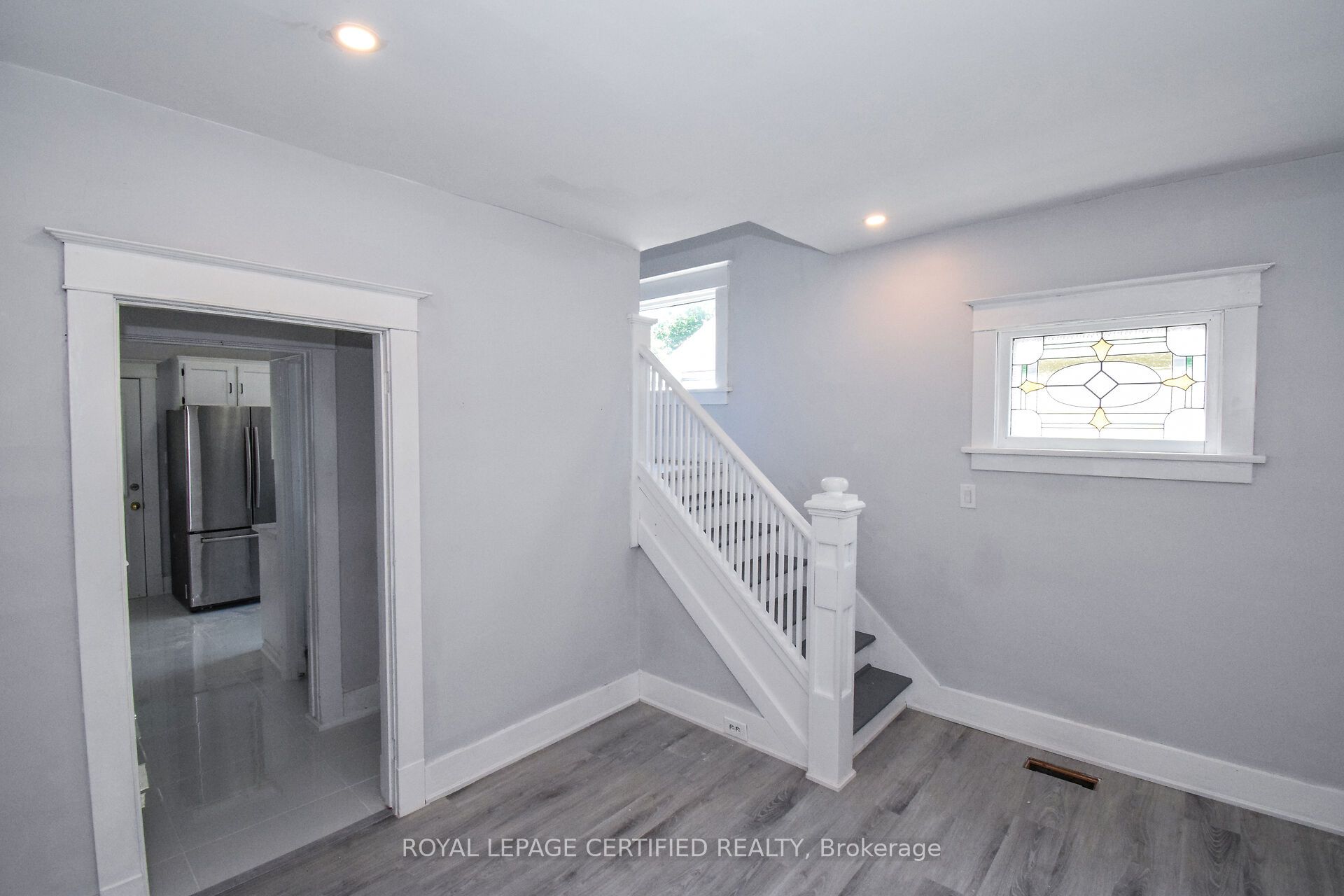 5810 Symmes Street Property Photo 4