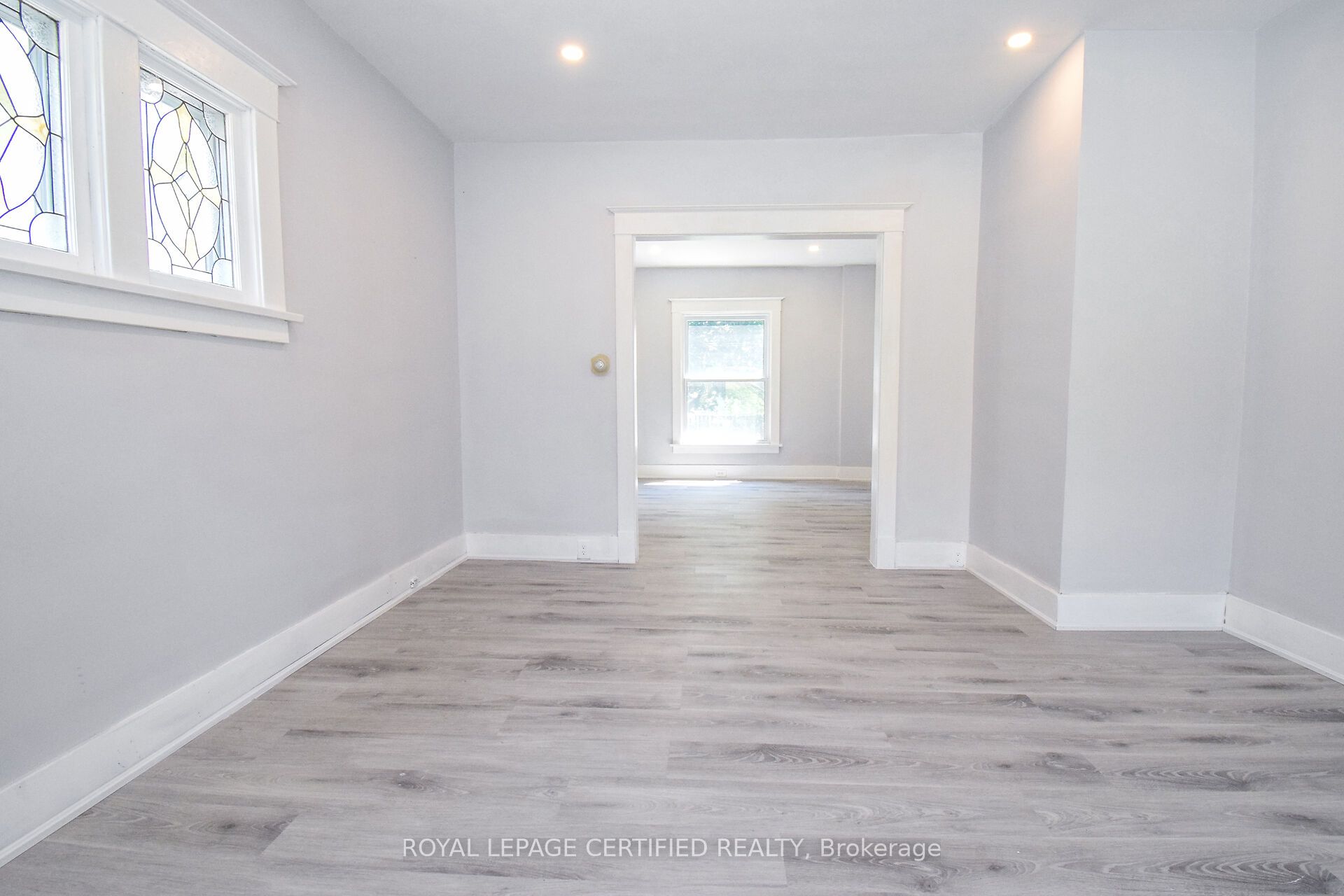 5810 Symmes Street Property Photo 8