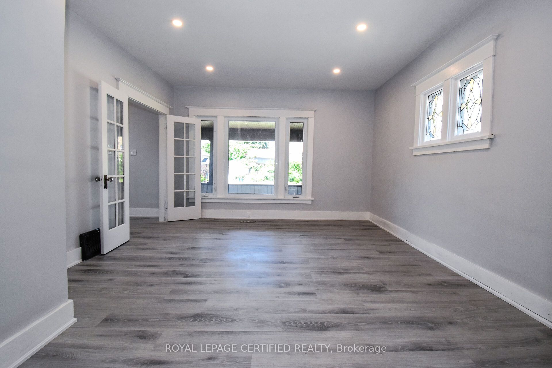 5810 Symmes Street Property Photo 10