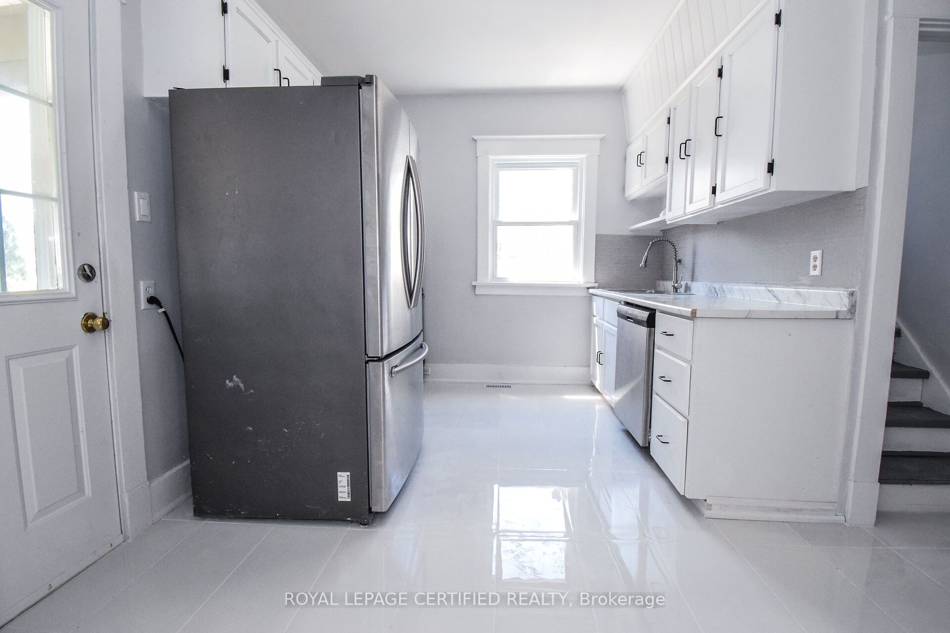 5810 Symmes Street Property Photo 15