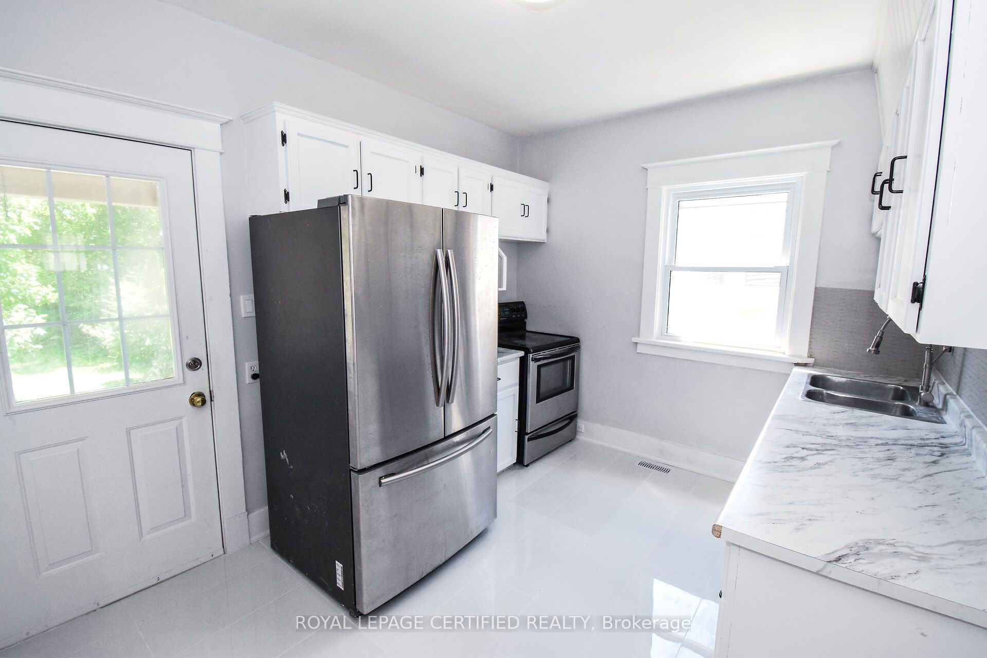 5810 Symmes Street Property Photo 17
