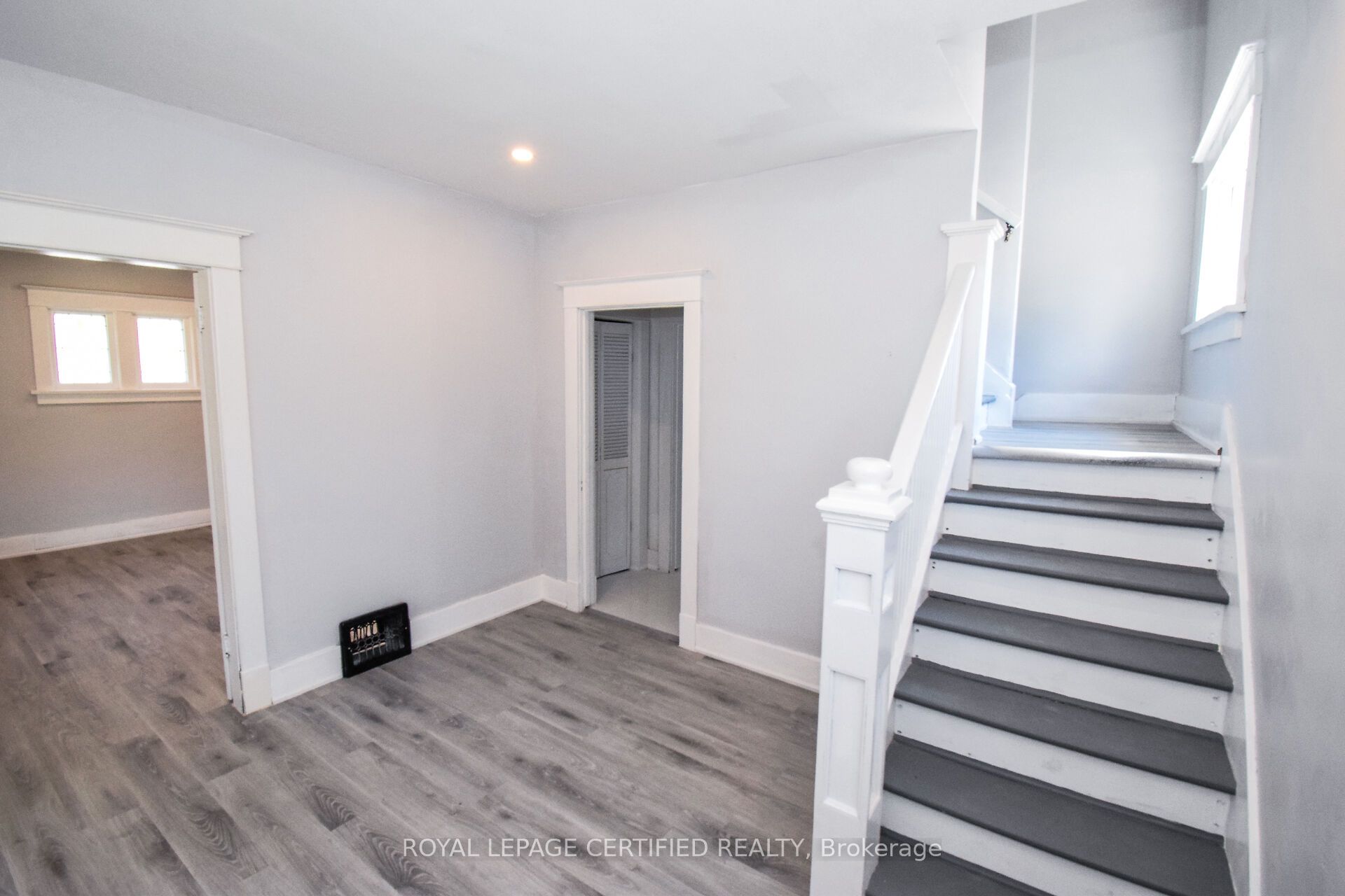 5810 Symmes Street Property Photo 21
