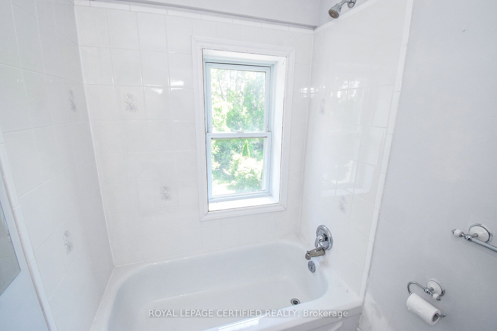 5810 Symmes Street Property Photo 29