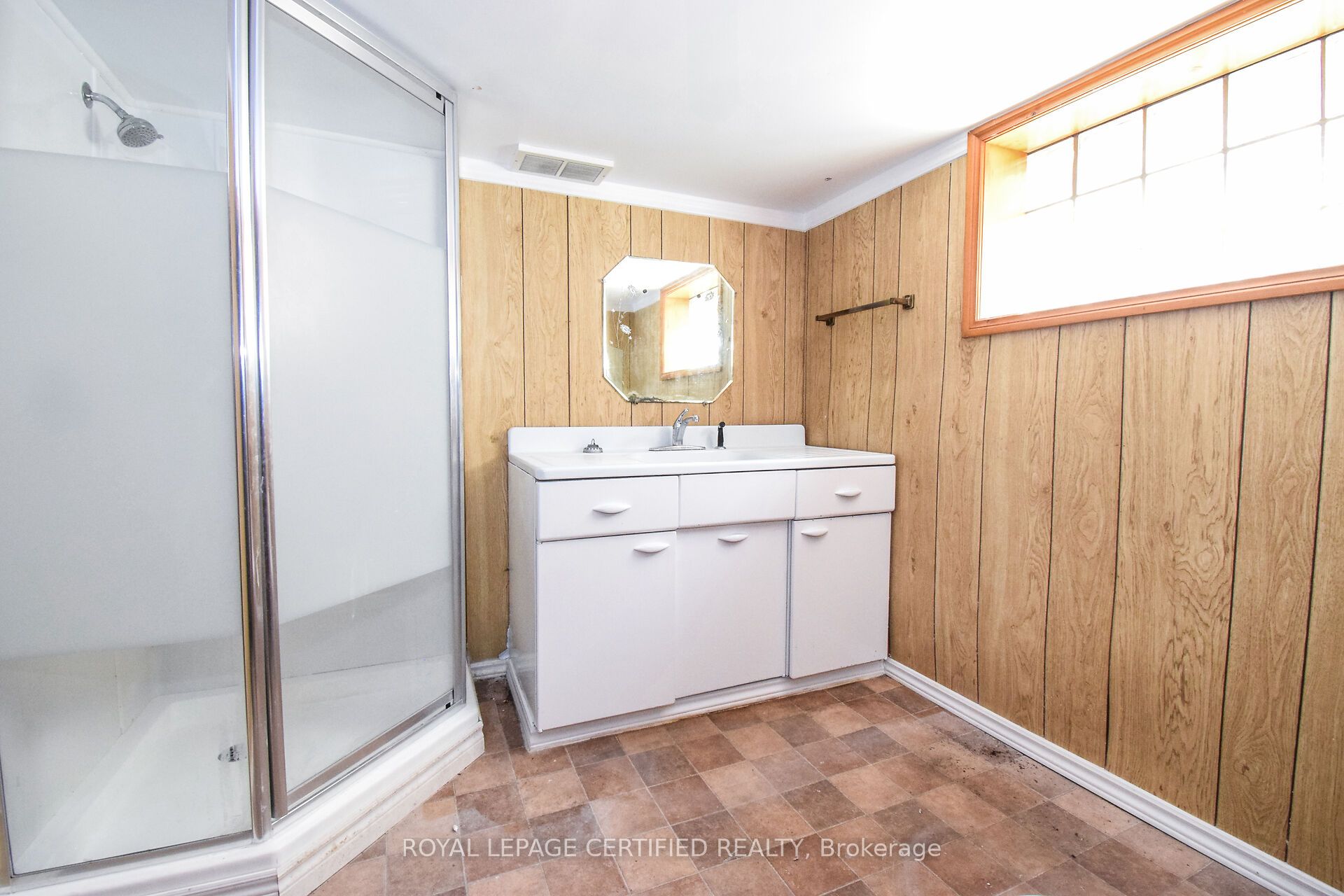 5810 Symmes Street Property Photo 42