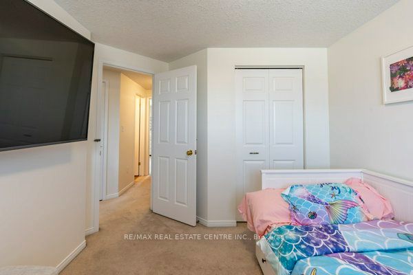 30 Fallowfield Drive Property Photo 21