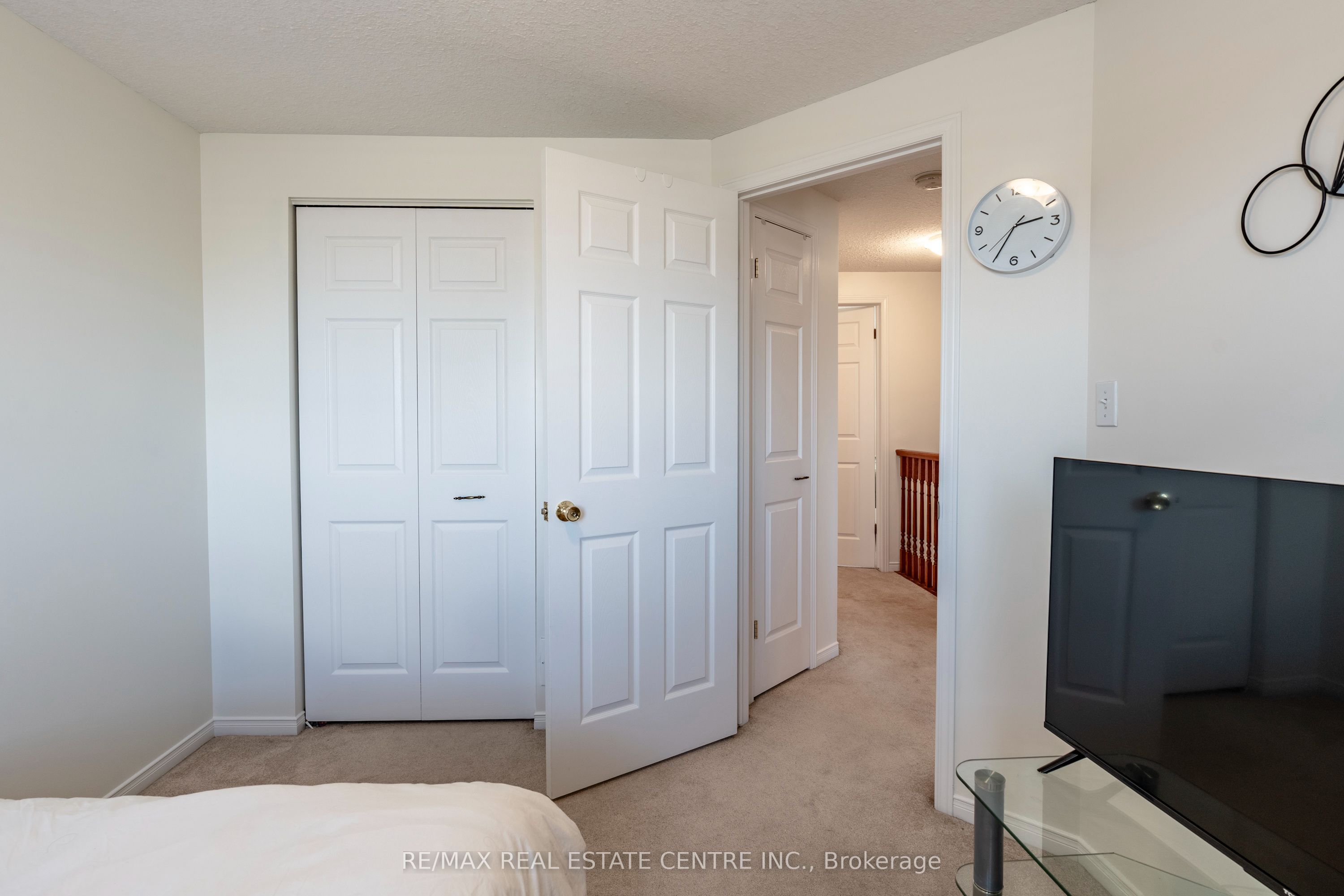 30 Fallowfield Drive Property Photo 24