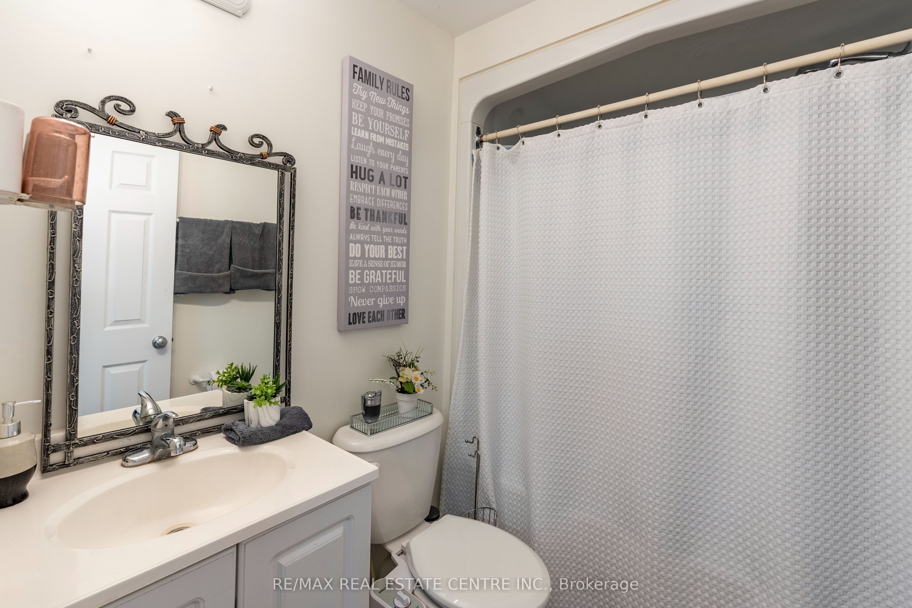 30 Fallowfield Drive Property Photo 27