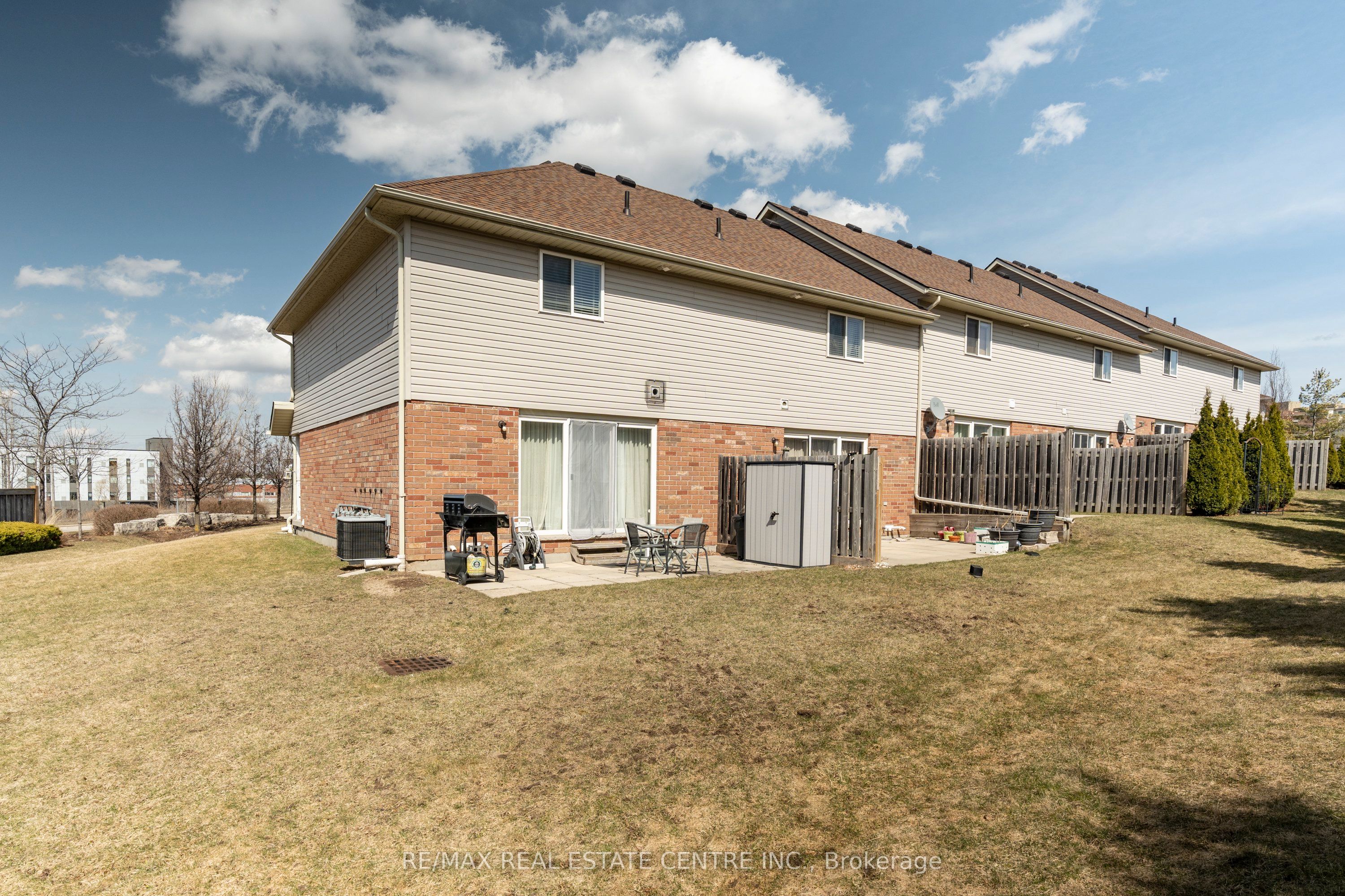 30 Fallowfield Drive Property Photo 30