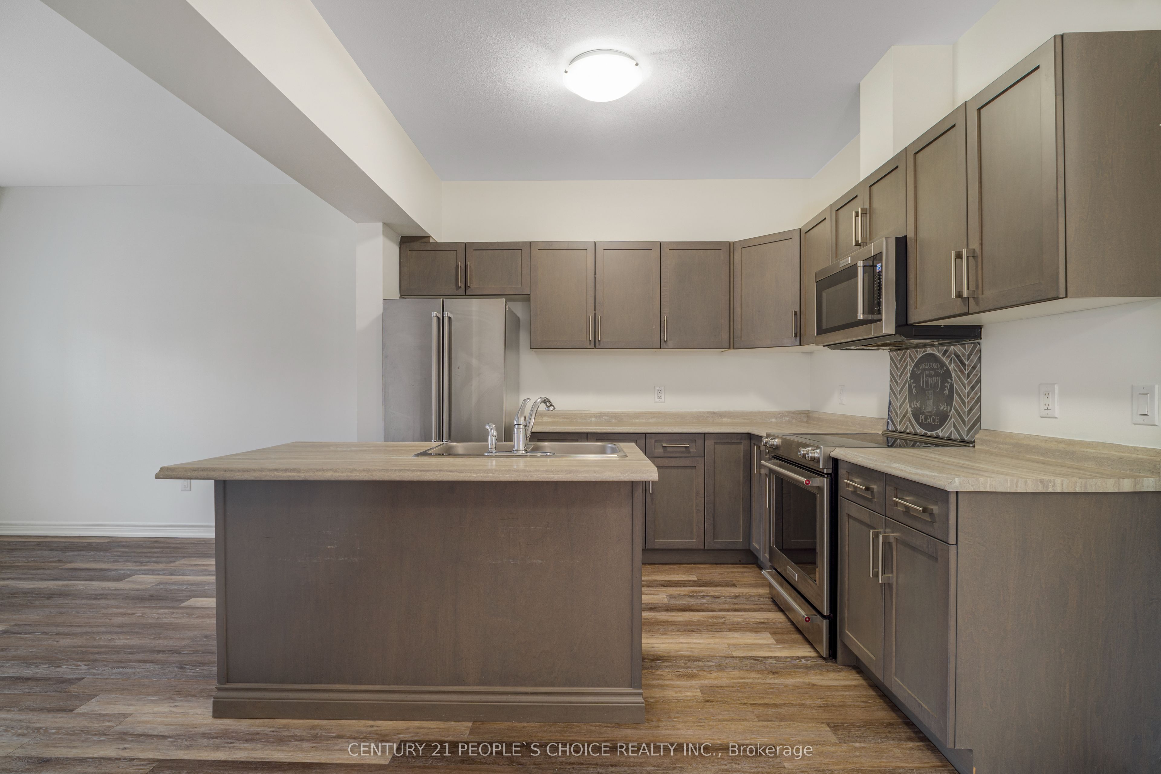 9589 Tallgrass Avenue Property Photo 7