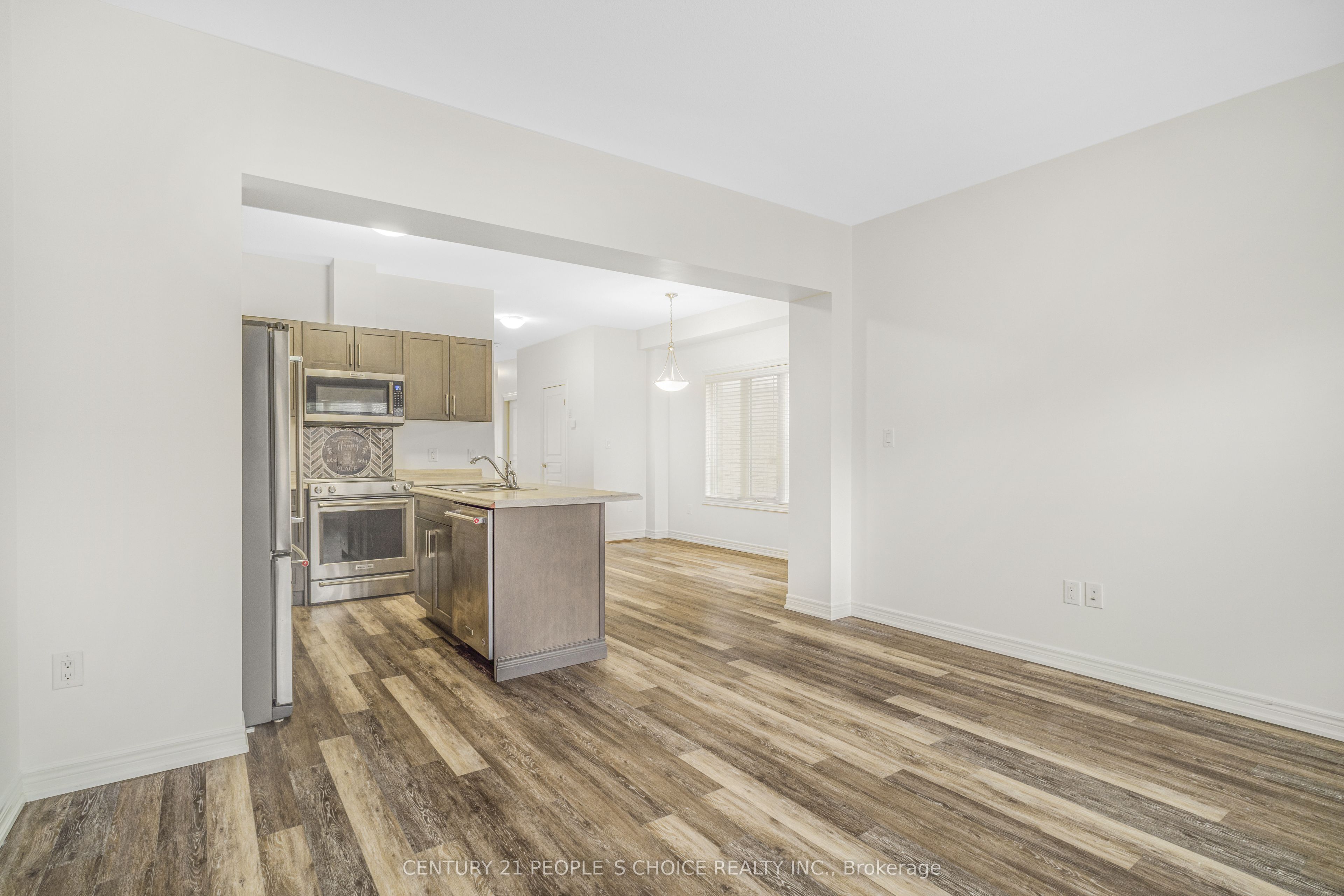 9589 Tallgrass Avenue Property Photo 8