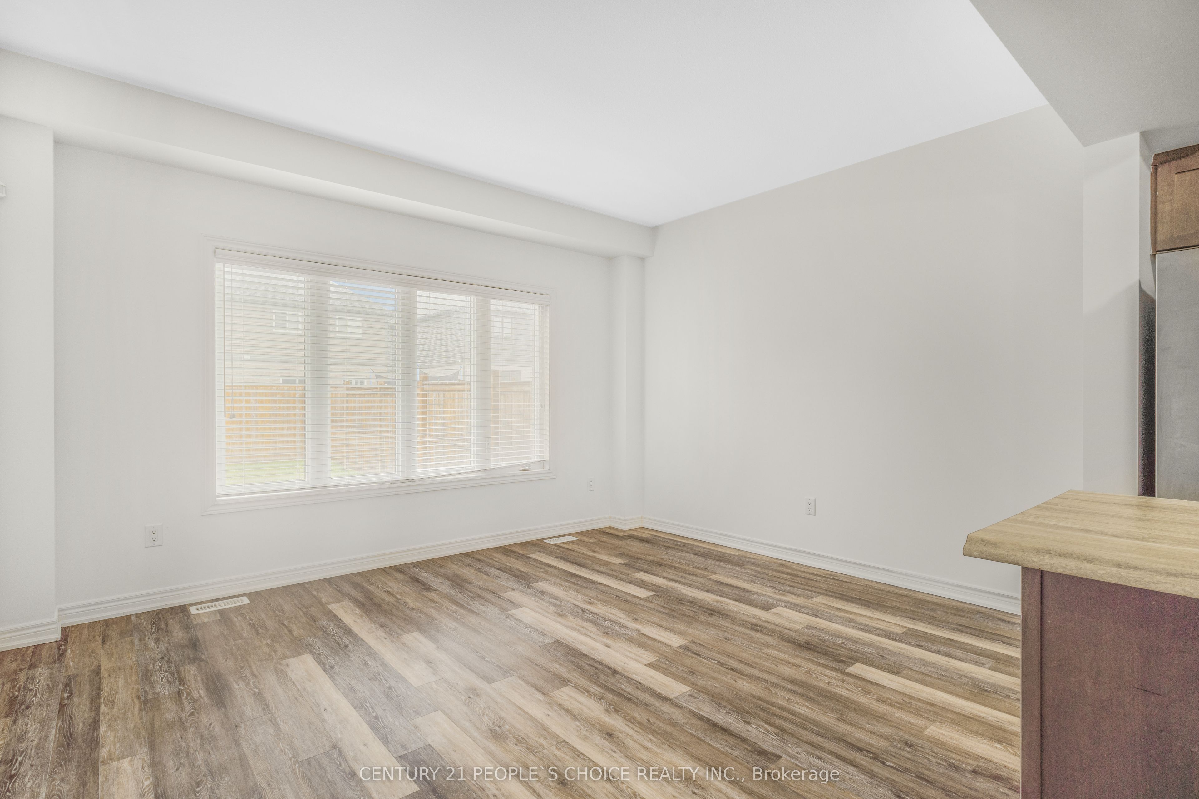 9589 Tallgrass Avenue Property Photo 10