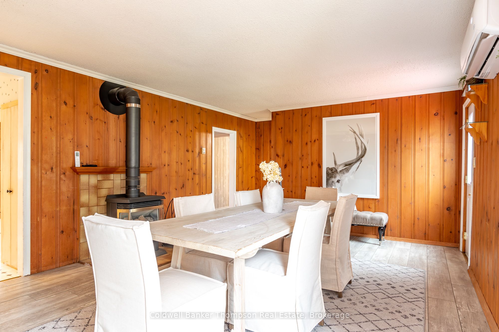 4242 Ravenscliffe Road Property Photo 12