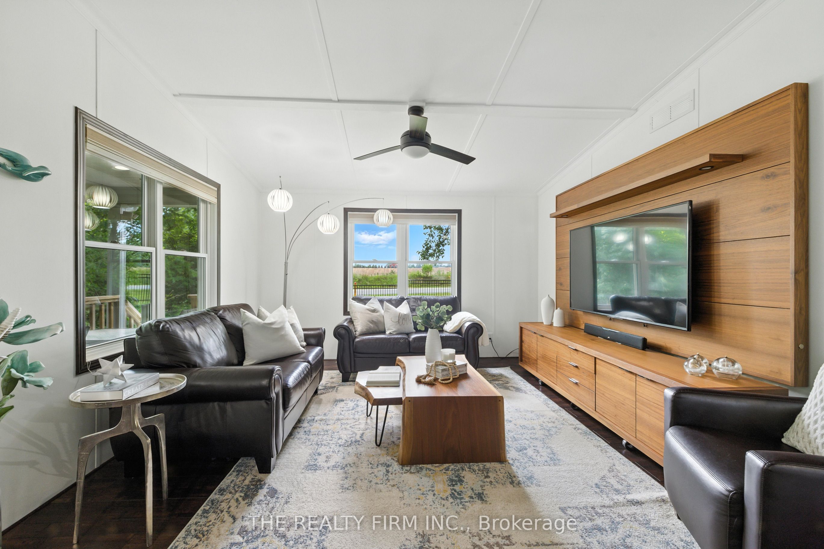 22790 Amiens Road 1 Property Photo 4