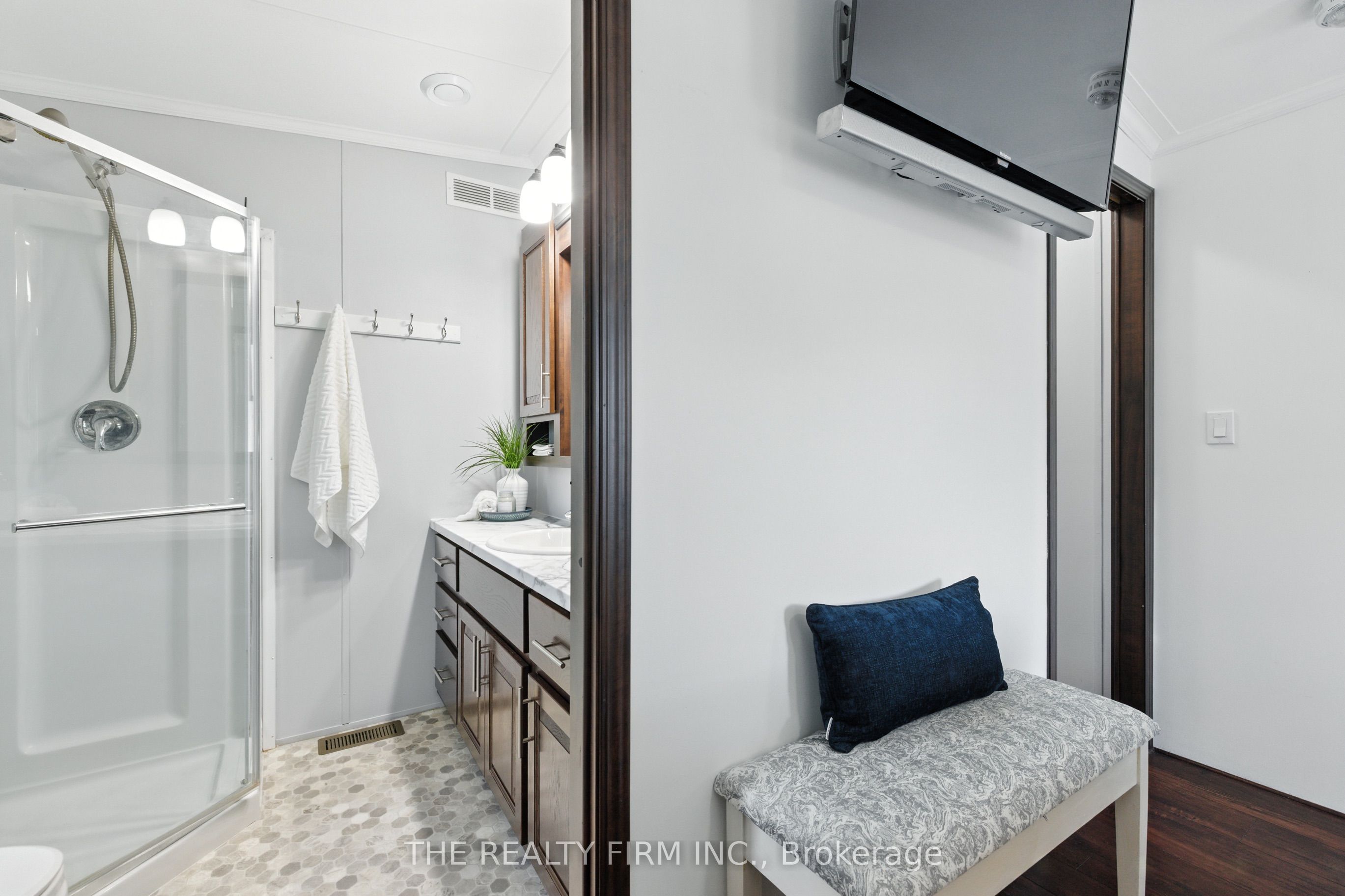 22790 Amiens Road 1 Property Photo 21