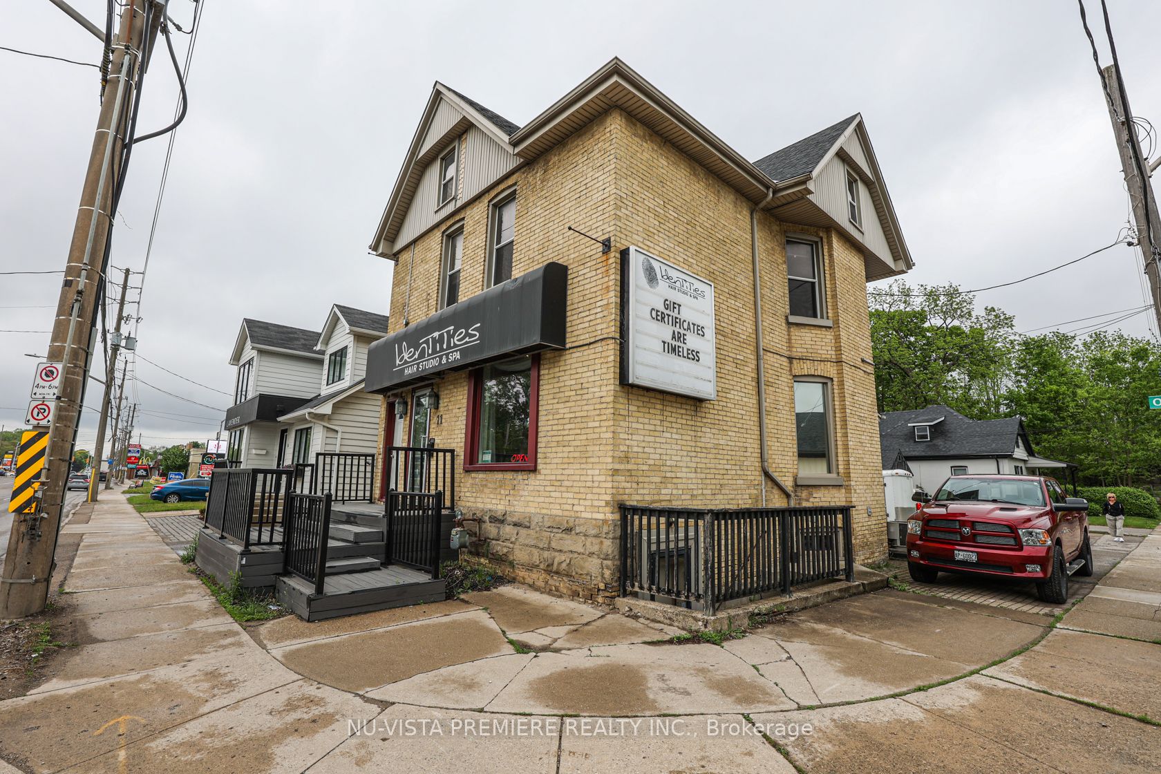 11 Oxford Street W Lower Property Photo 14