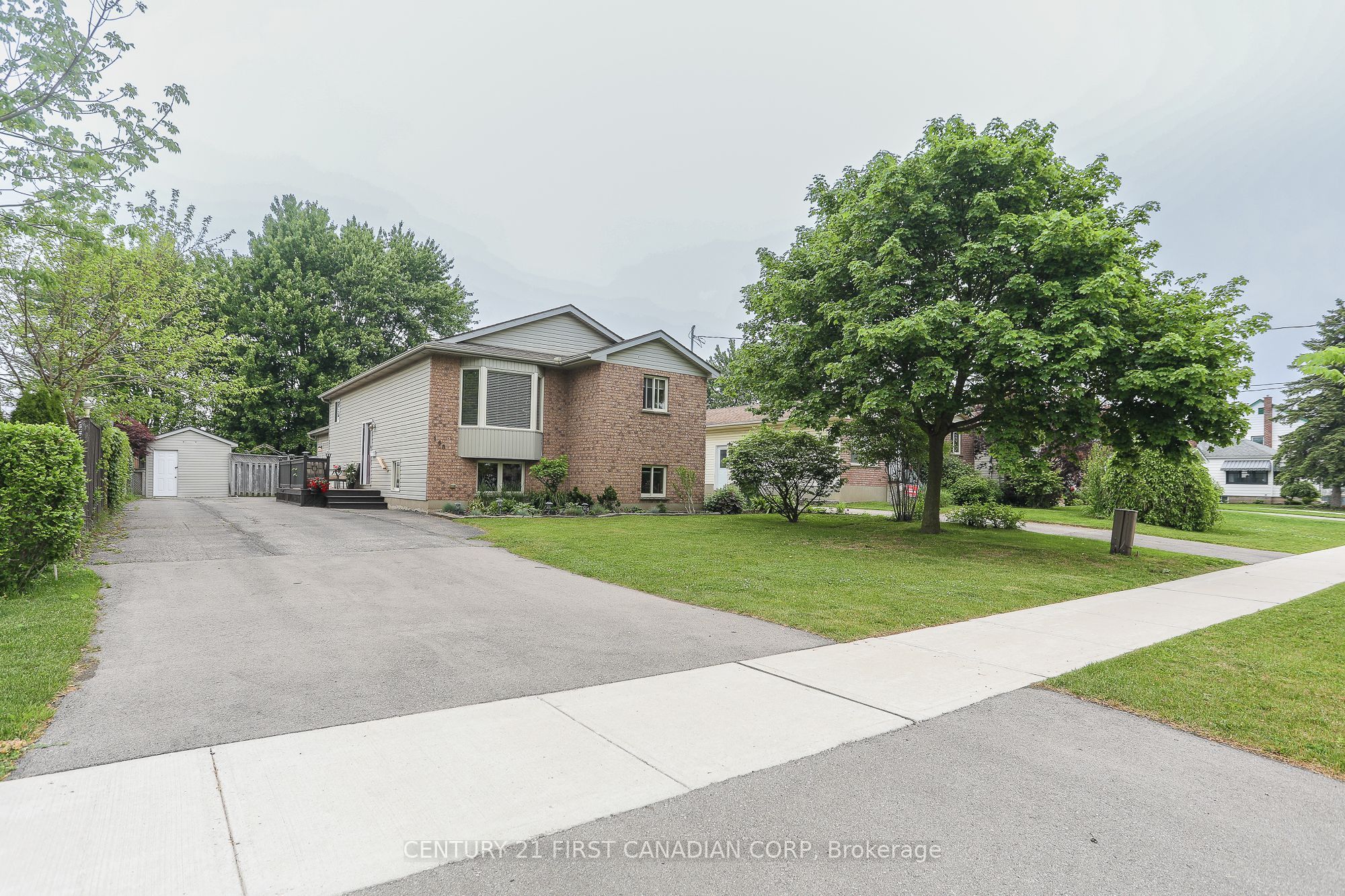 168 Forest Avenue Property Photo 2
