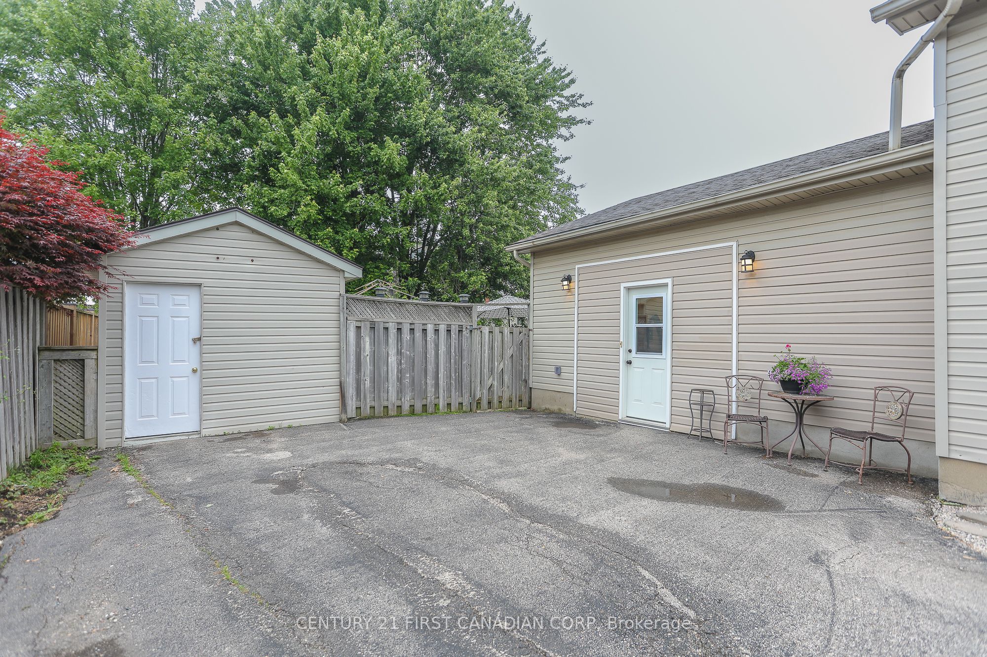 168 Forest Avenue Property Photo 32