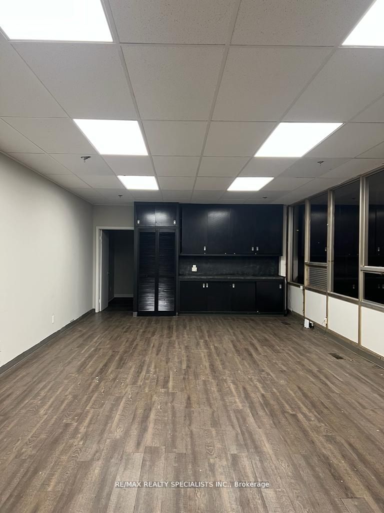 18 Spalding Drive Property Photo 6