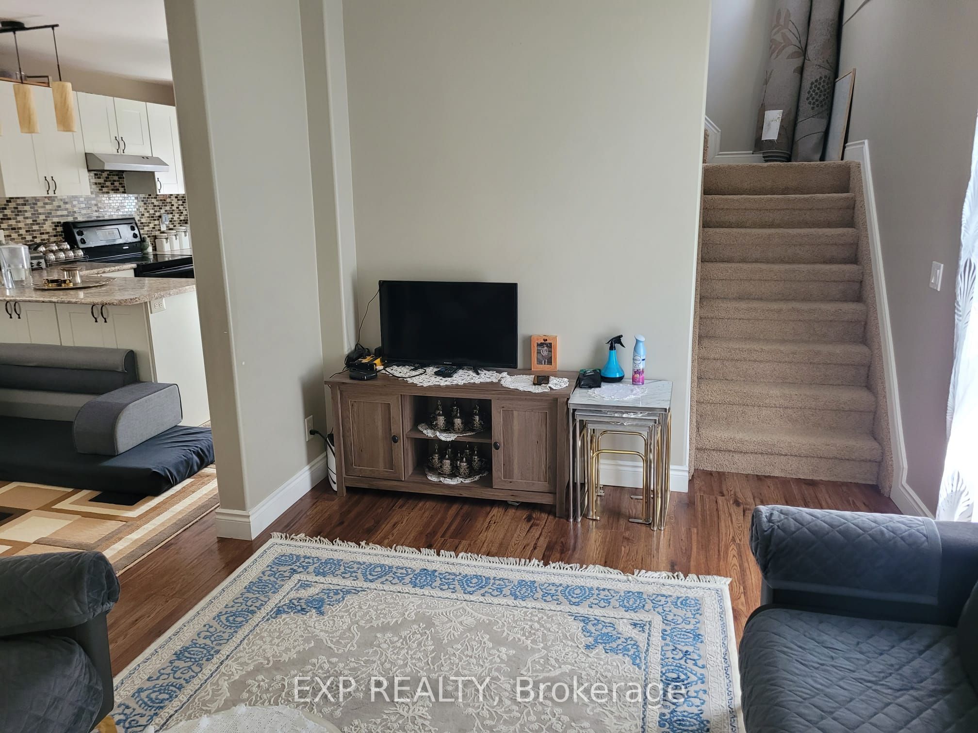 768 Mckay Avenue Property Photo 3