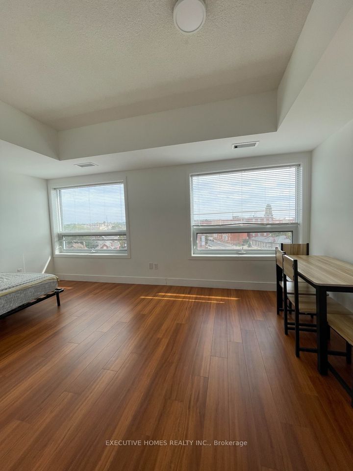 1 Wellington Street 611 Property Photo 10