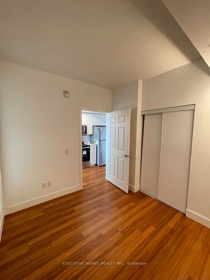 1 Wellington Street 611 Property Photo 13