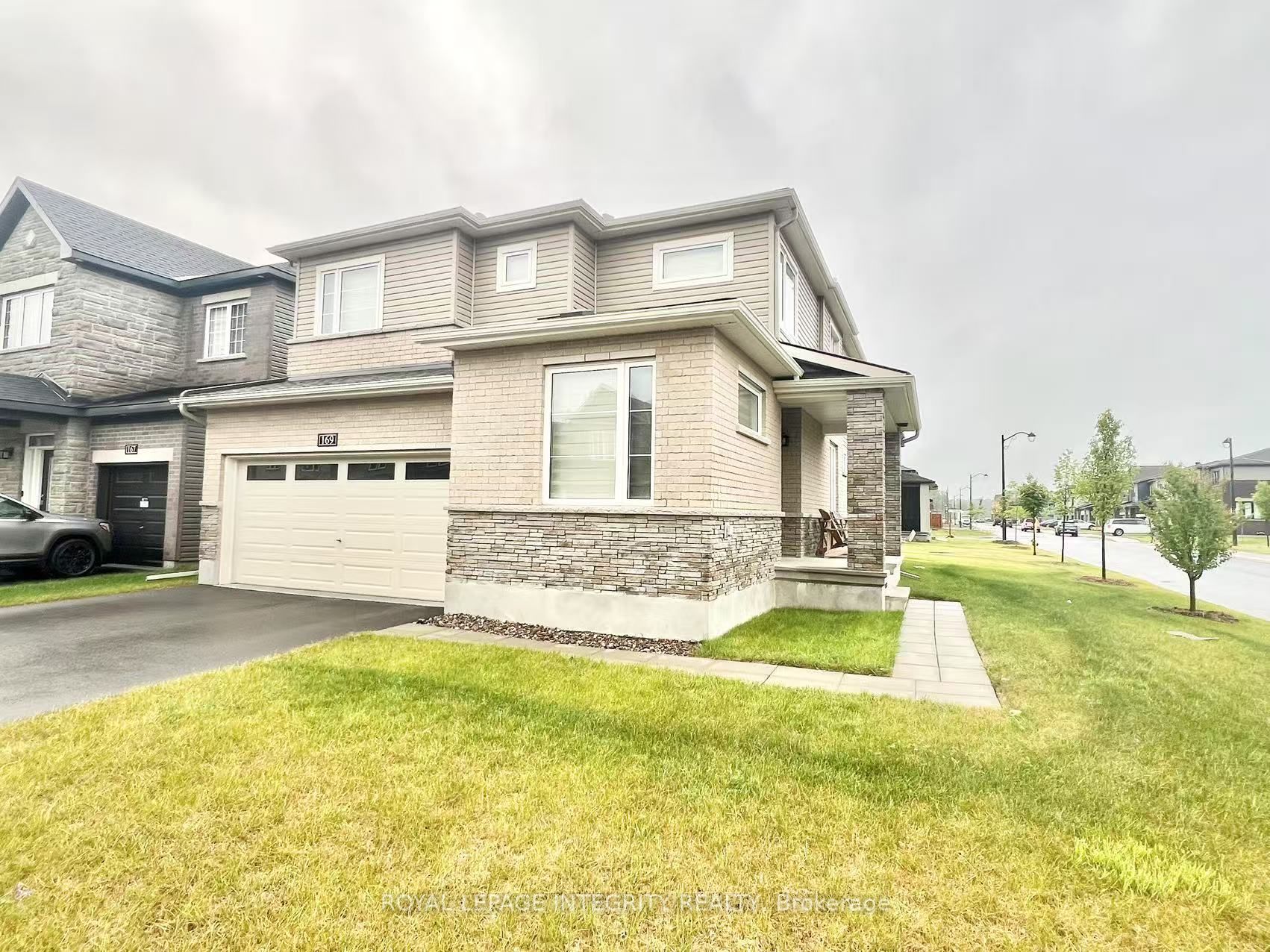 169 Gosling Crescent Property Photo 1