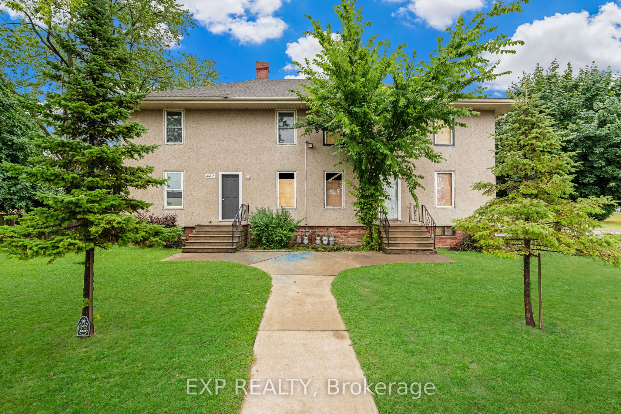 480 King Street Property Photo 1