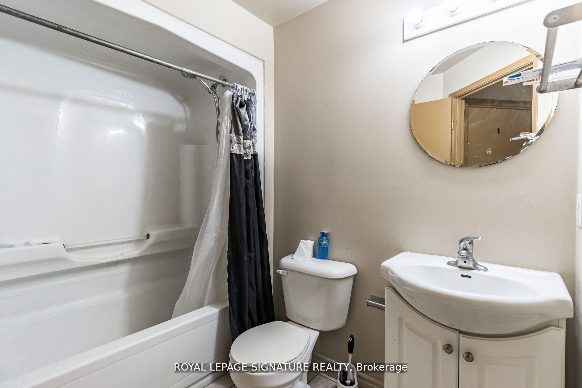 253 Lester Street 101 Property Photo 20