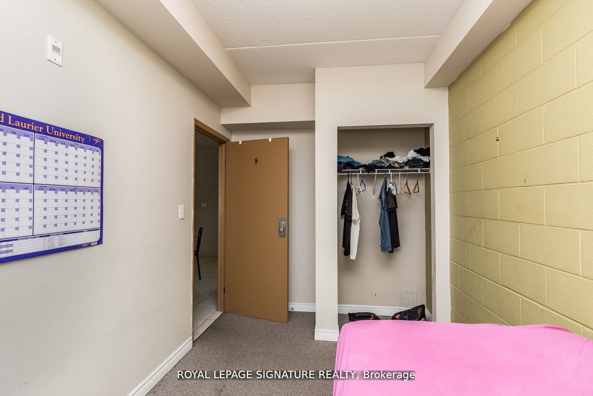 253 Lester Street 101 Property Photo 25