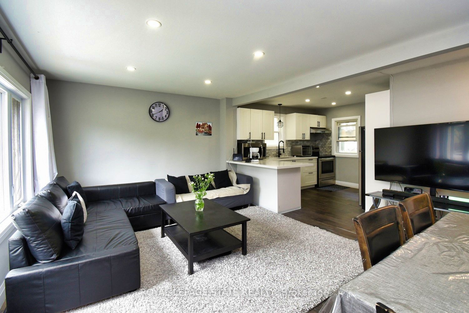 339 Melvin Avenue Property Photo 5